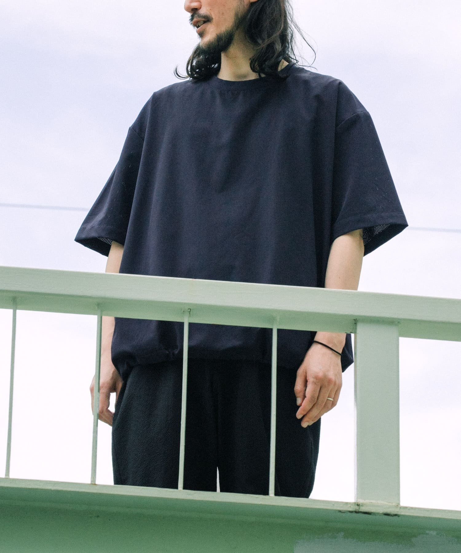 ITEMS 『接触冷感/速乾/イージーケア』WINDY MESH ジップポケットTシャツ アーバンリサーチアイテムズ トップス カットソー・Tシャツ グレー ネイビー ブラック