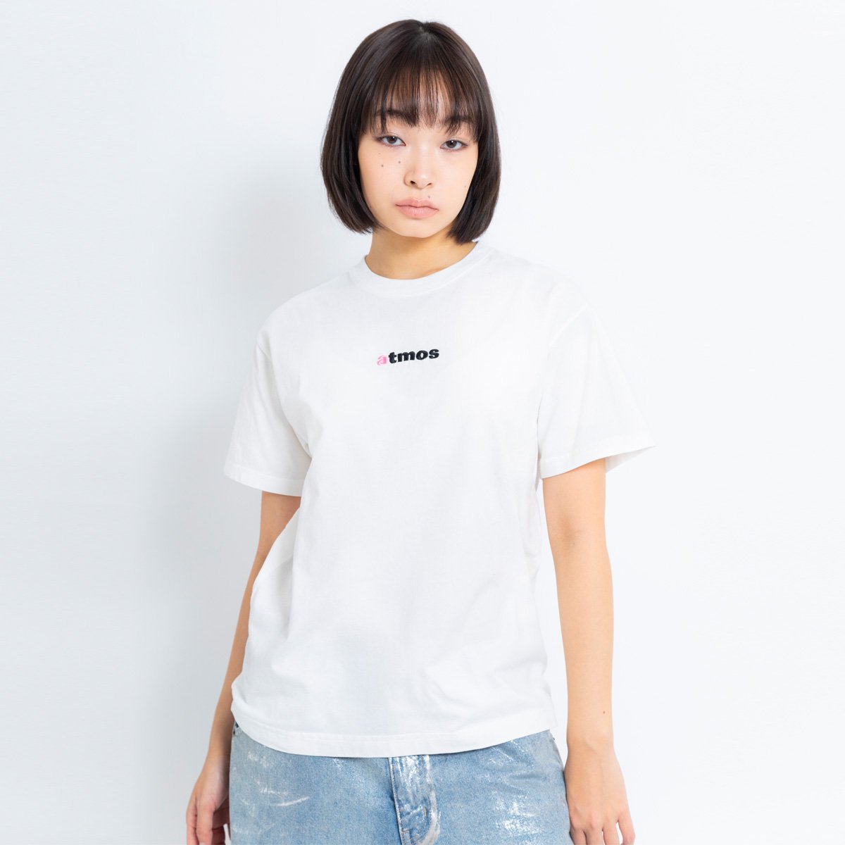 atmos pink atmos pink エンブロイダリー ロゴ Tシャツ WHITE アトモス トップス カットソー・Tシャツ ホワイト