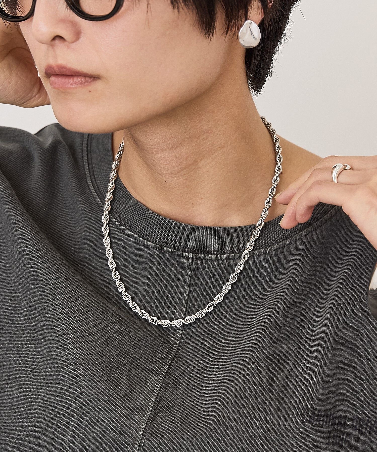 【SALE／45%OFF】AMERICAN HOLIC 【ステンレス】ツイストチェーンネックレス アメリカンホリック アクセサリー・腕時計 ネックレス ゴールド シルバー