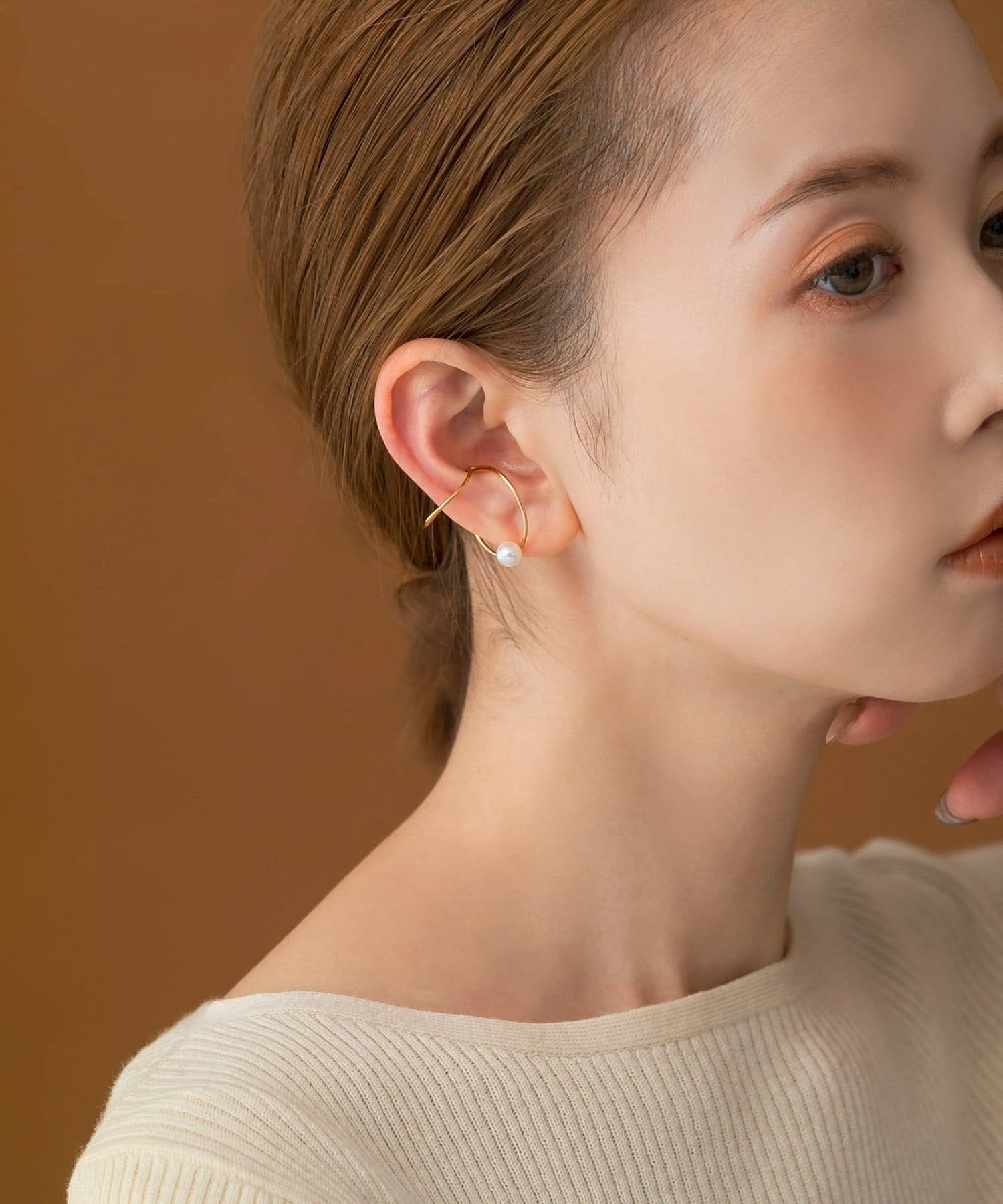 URBAN RESEARCH ROSSO Favorible Wired Pearl Earcuff アーバンリサーチロッソ アクセサリー・腕時計 イヤリング・イヤーカフ ゴールド シルバー【送料無料】