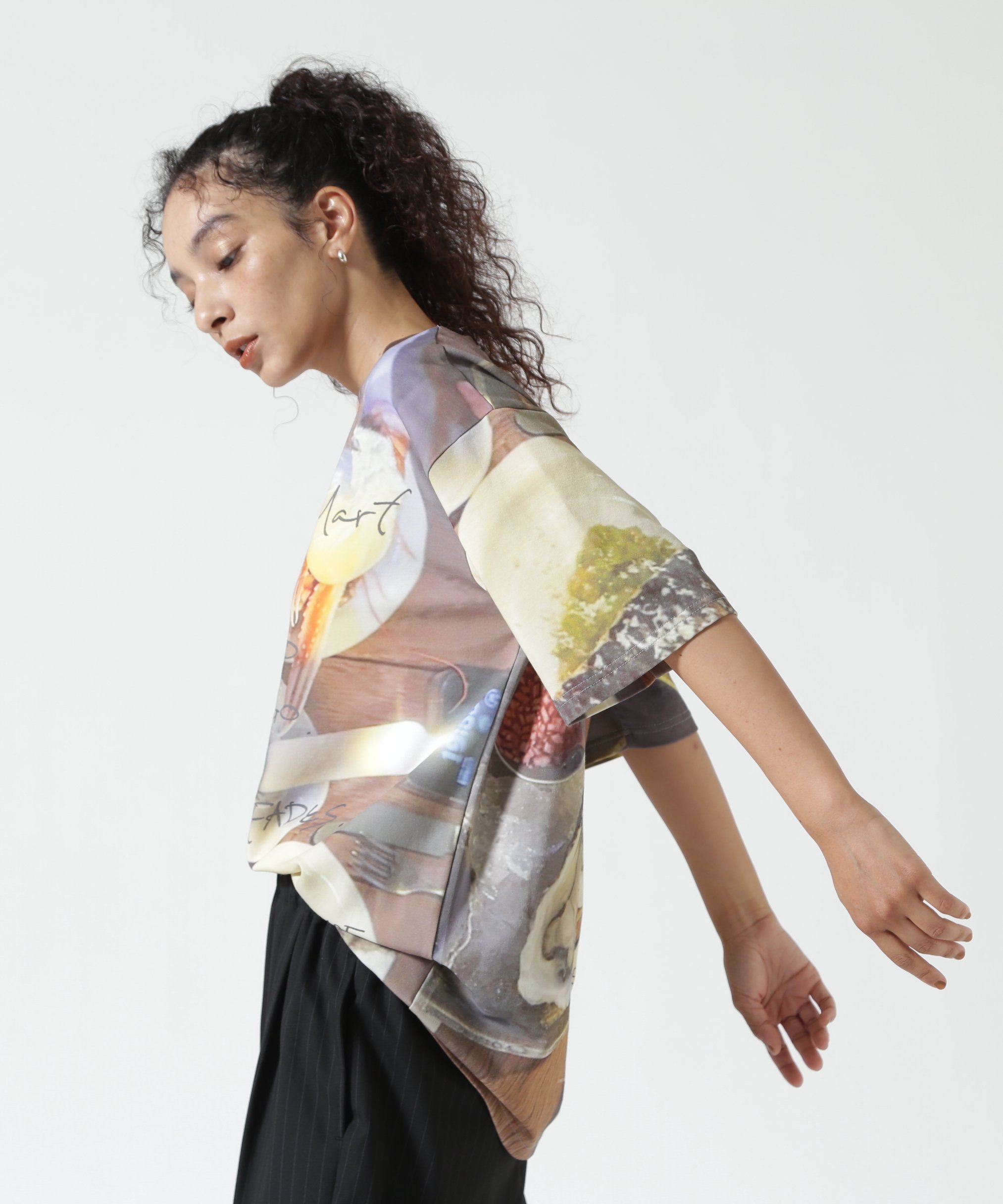 Knuth Marf(クヌースマーフ)oyster graphic tee(unisex) ビーセカンド トップス カットソー・Tシャツ