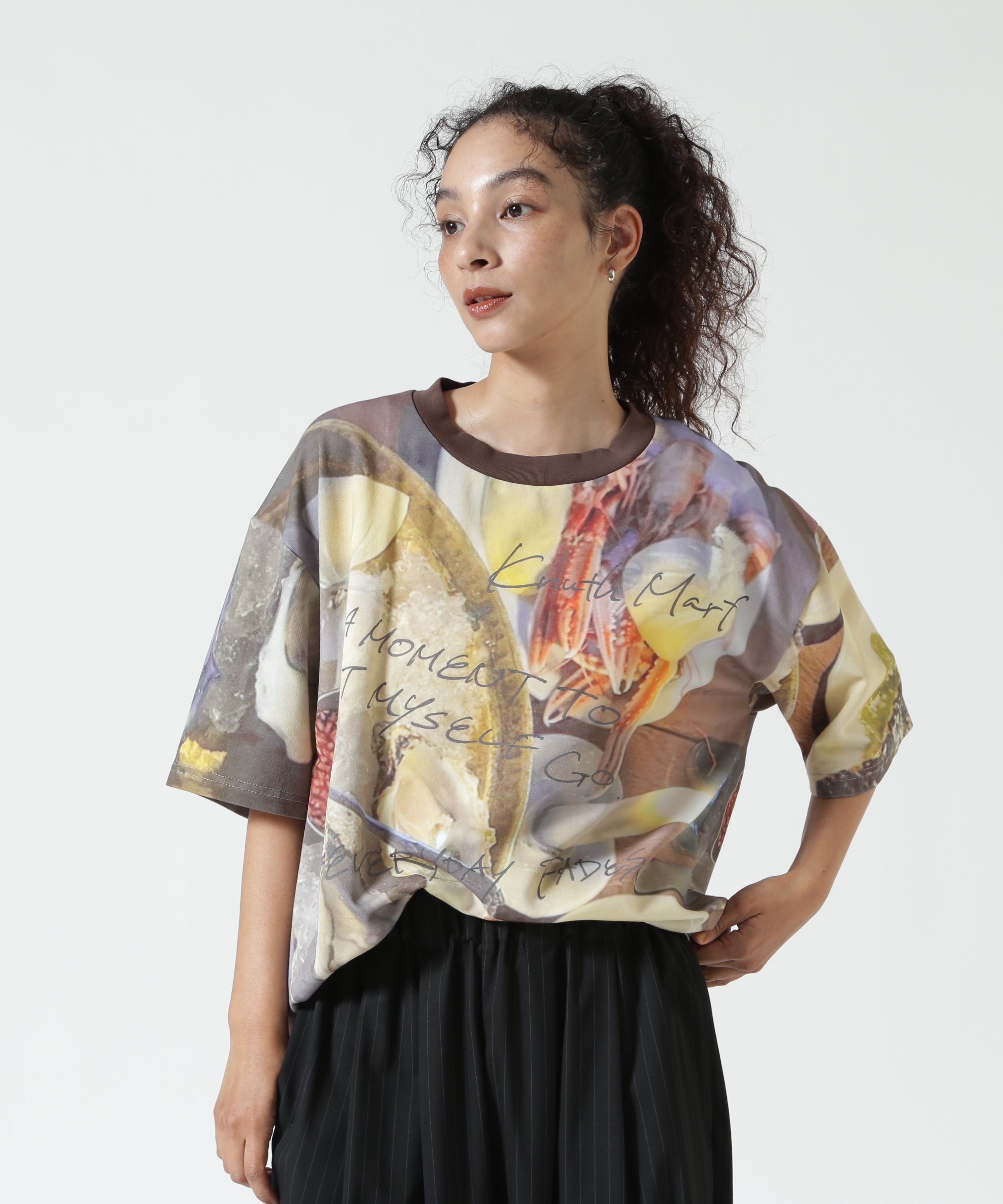 Knuth Marf(クヌースマーフ)oyster graphic tee(unisex) ビーセカンド トップス カットソー・Tシャツ