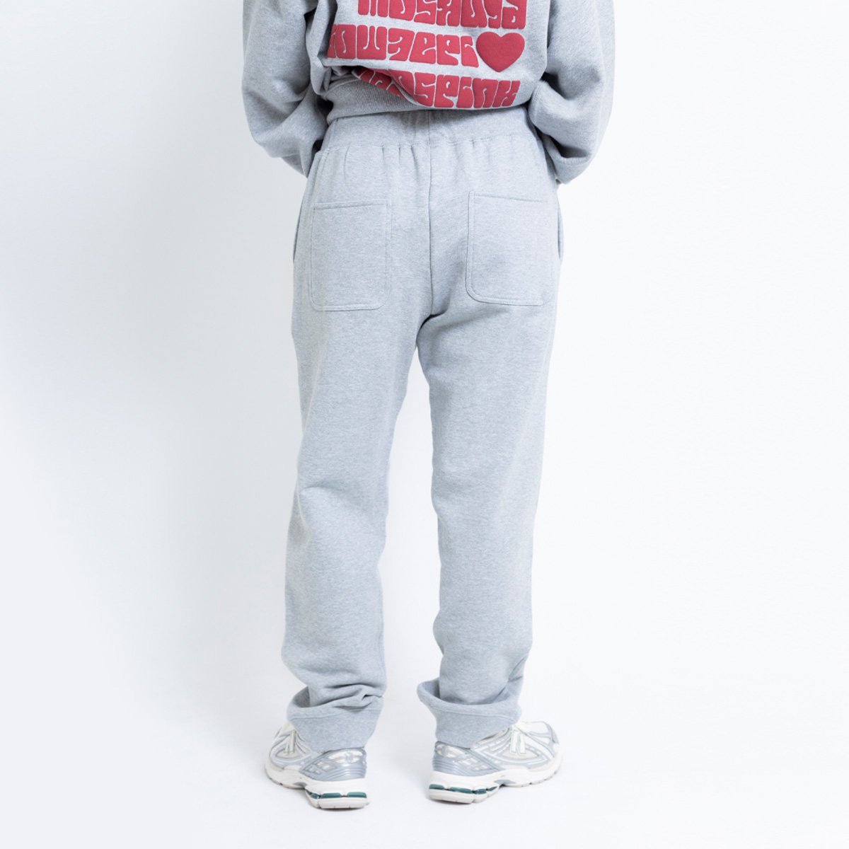 atmos pink atmos pink Foam Print Sweat Pants GRAY アトモス パンツ その他のパンツ グレー