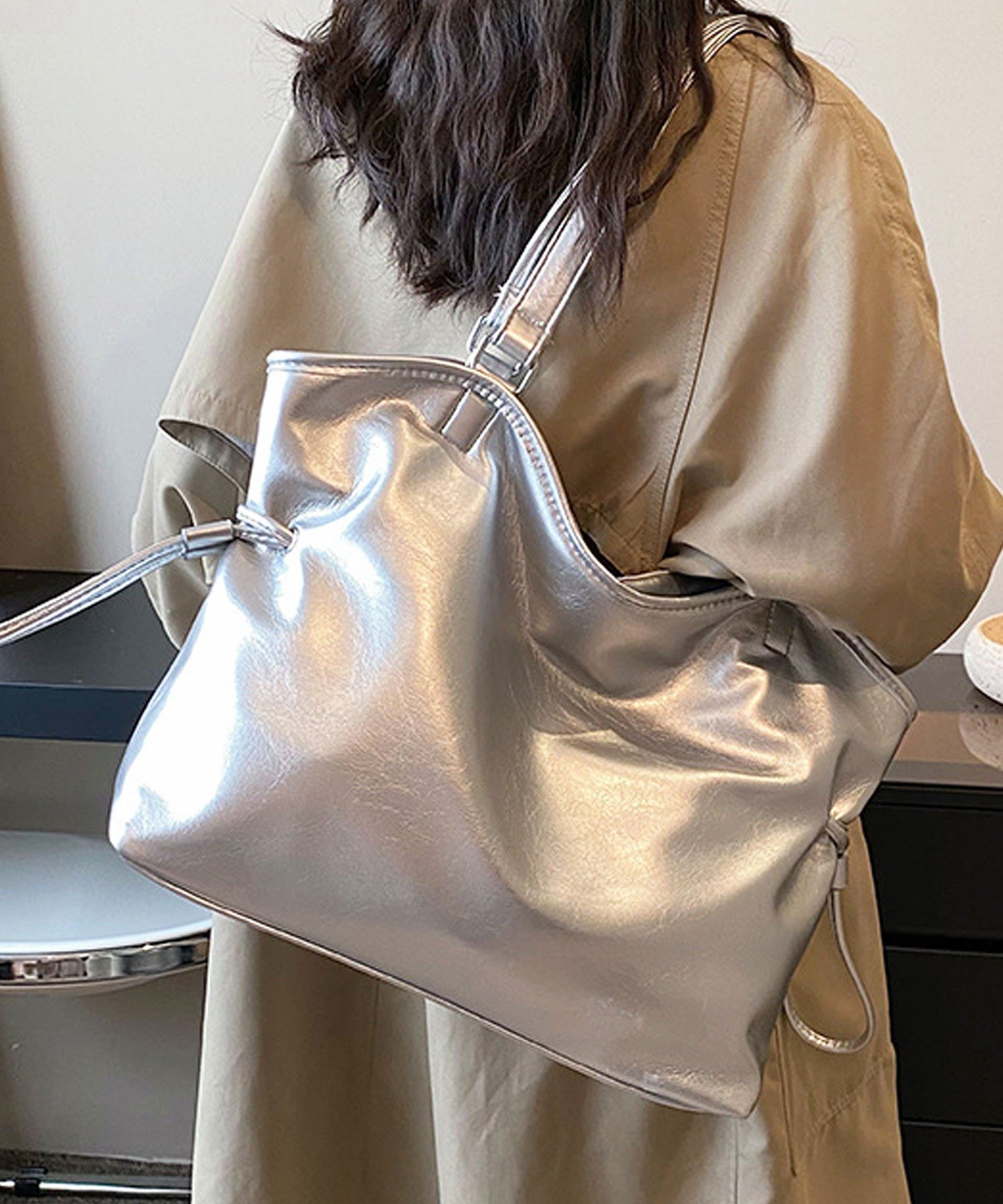 florist 【A4収納・撥水PU】レザーライクサイドドロストトートバッグ/ビジネスバッグ フローリスト バッグ トートバッグ シルバー ブラック ホワイト ブラウン【送料無料】