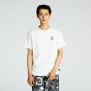 【SALE/49%OFF】PUMA ユニセックス PUMA x モンスターハンター 半袖 Tシャツ 2 プーマ トップス カットソー・Tシャツ ホワイト