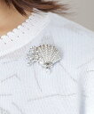 【SALE/44%OFF】TO BE CHIC シェルブローチ トゥー ビー シック アクセサリー・腕時計 ブローチ・コサージュ・バッジ シルバー【送料無料】
