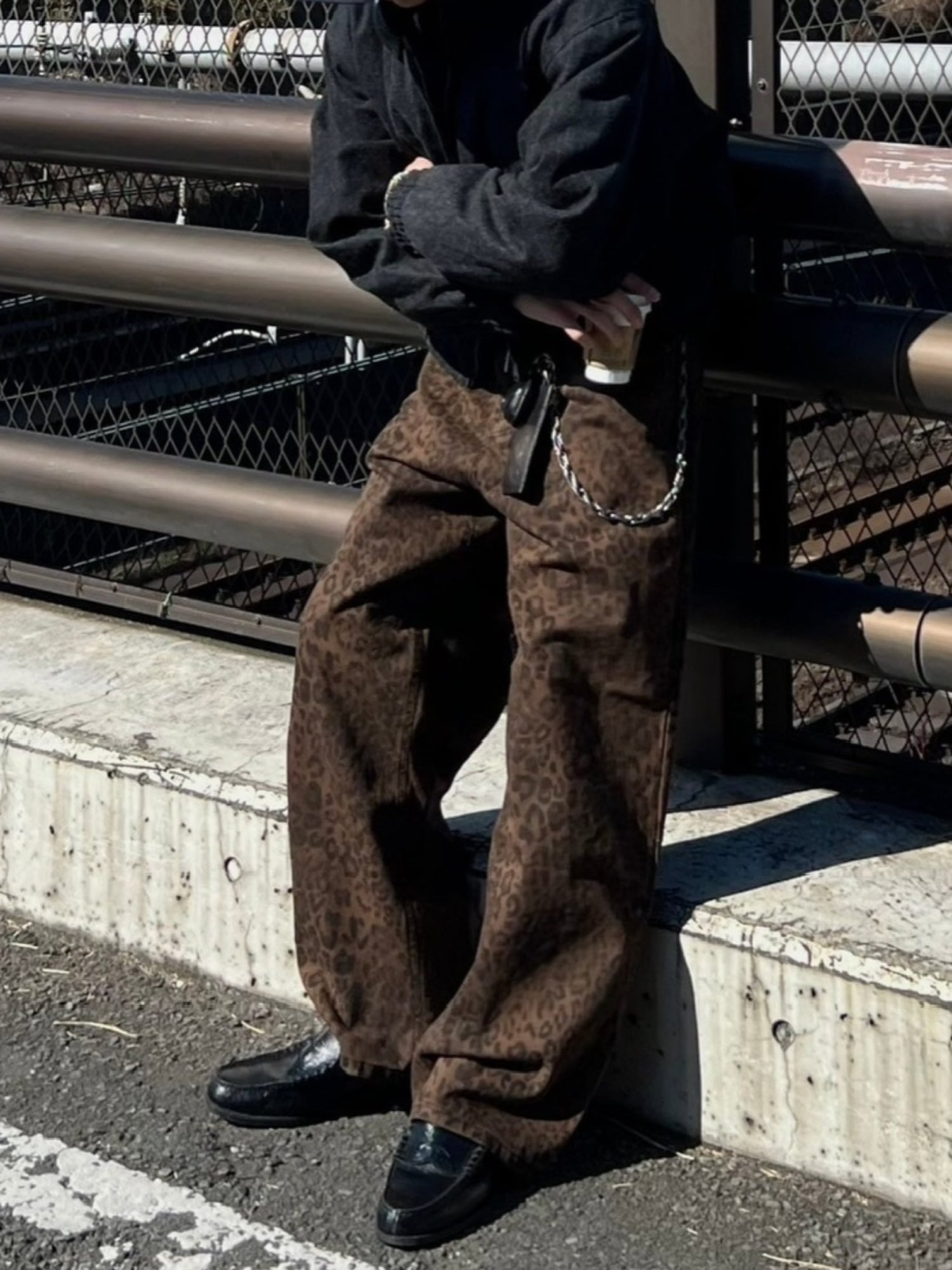 + 【Chikashitsu +】leopard wide cotton pants / ワイドパンツ ボトムス ユニセックス ネバーマインドザエックスユー／チカシツプラス パンツ ジーンズ・デニムパンツ ベージュ ブラウン