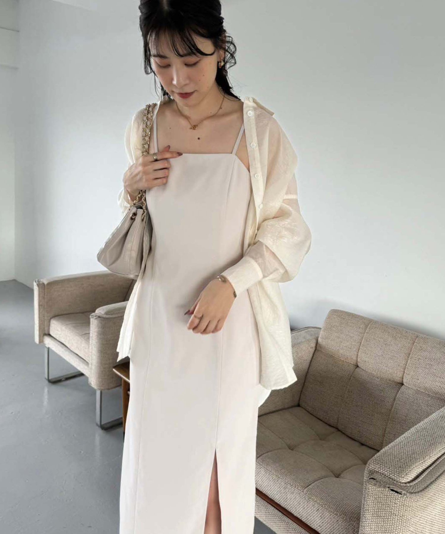 【SALE／50%OFF】one after another NICE CLAUP 《シーズンレス・2サイズ展開》スリットキャミワンピース【WEB限定】 ワンアフターアナザー ナイスクラップ ワンピース・ドレス ワンピース ホワイト ブラックのサムネイル