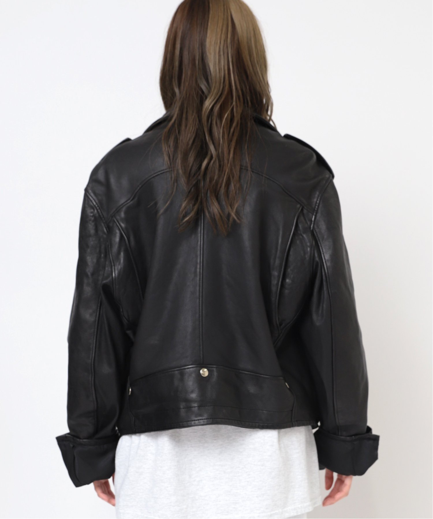 RNA J2122 BIG WASHOUTライダース アールエヌエー ジャケット・アウター ライダースジャケット ブラック