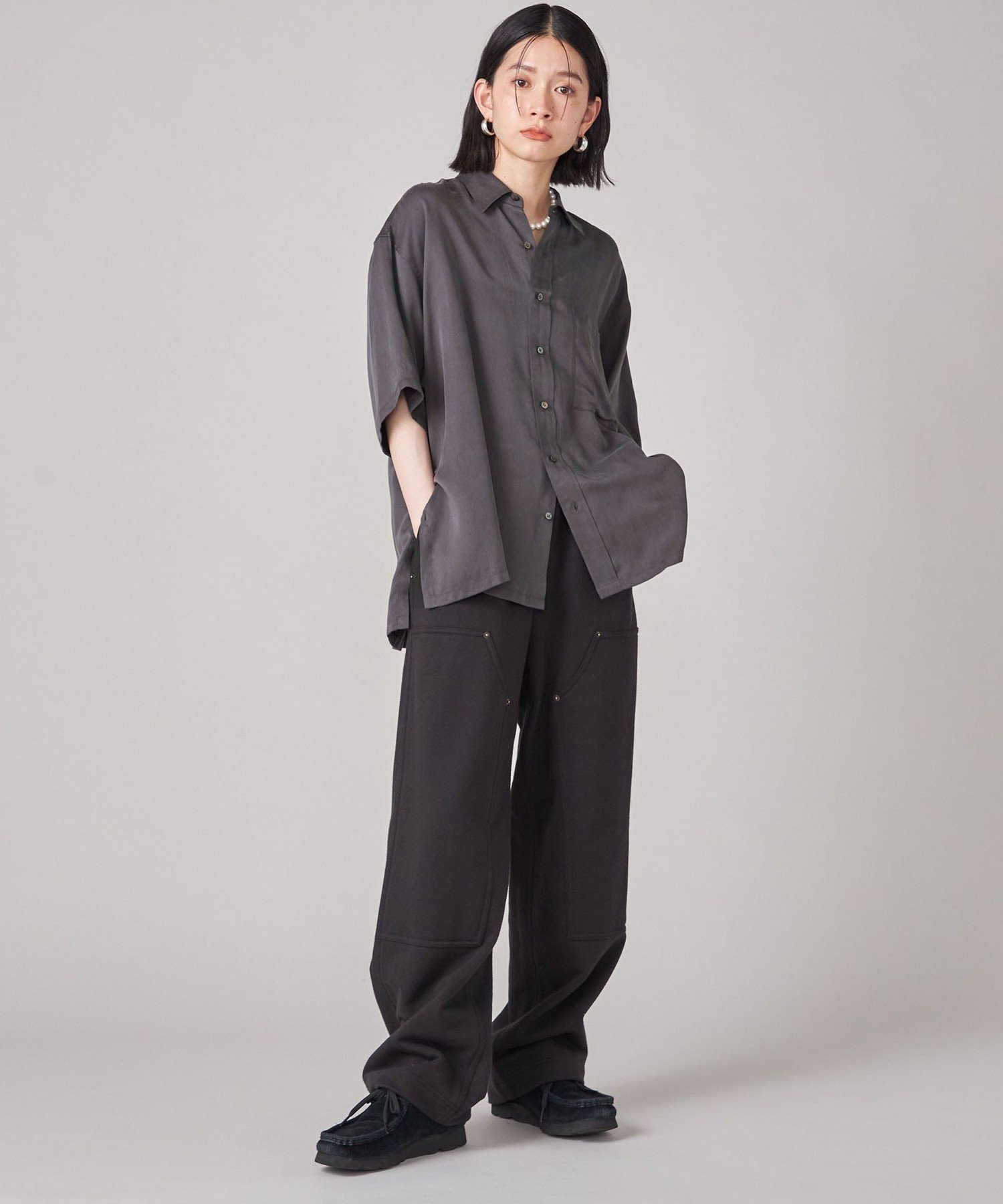 WOMEN SHIPS NINE CASE:＜手洗い可能＞オーバーサイズ シャツ シップス トップス シャツ・ブラウス ブラック グレー