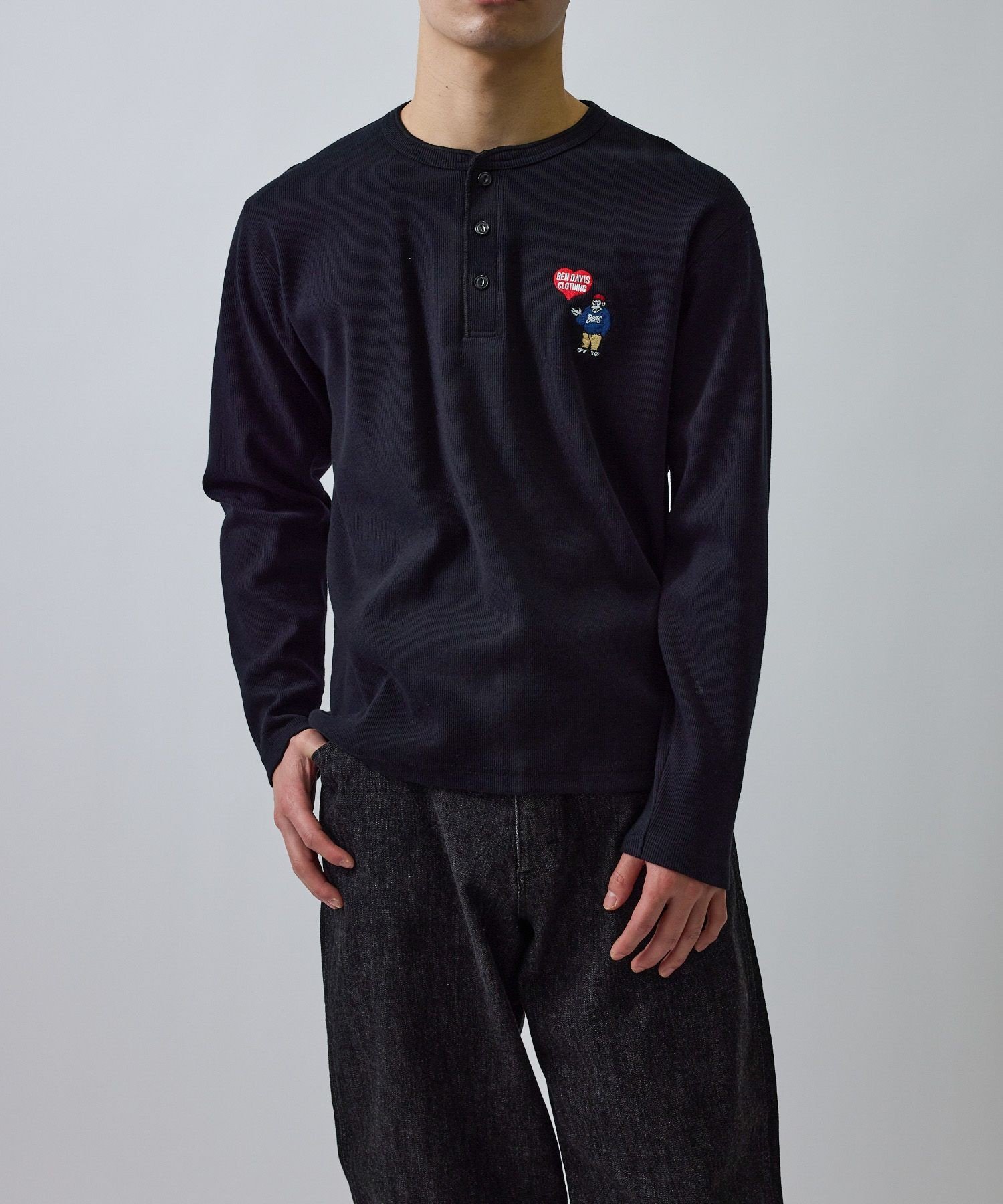 j.n.r.d 【BENDAVIS別注】エンブロイダリテレコヘンリーネック ジュン スタンダード ピックス トップス カットソー・Tシャツ ブラック ホワイト【送料無料】