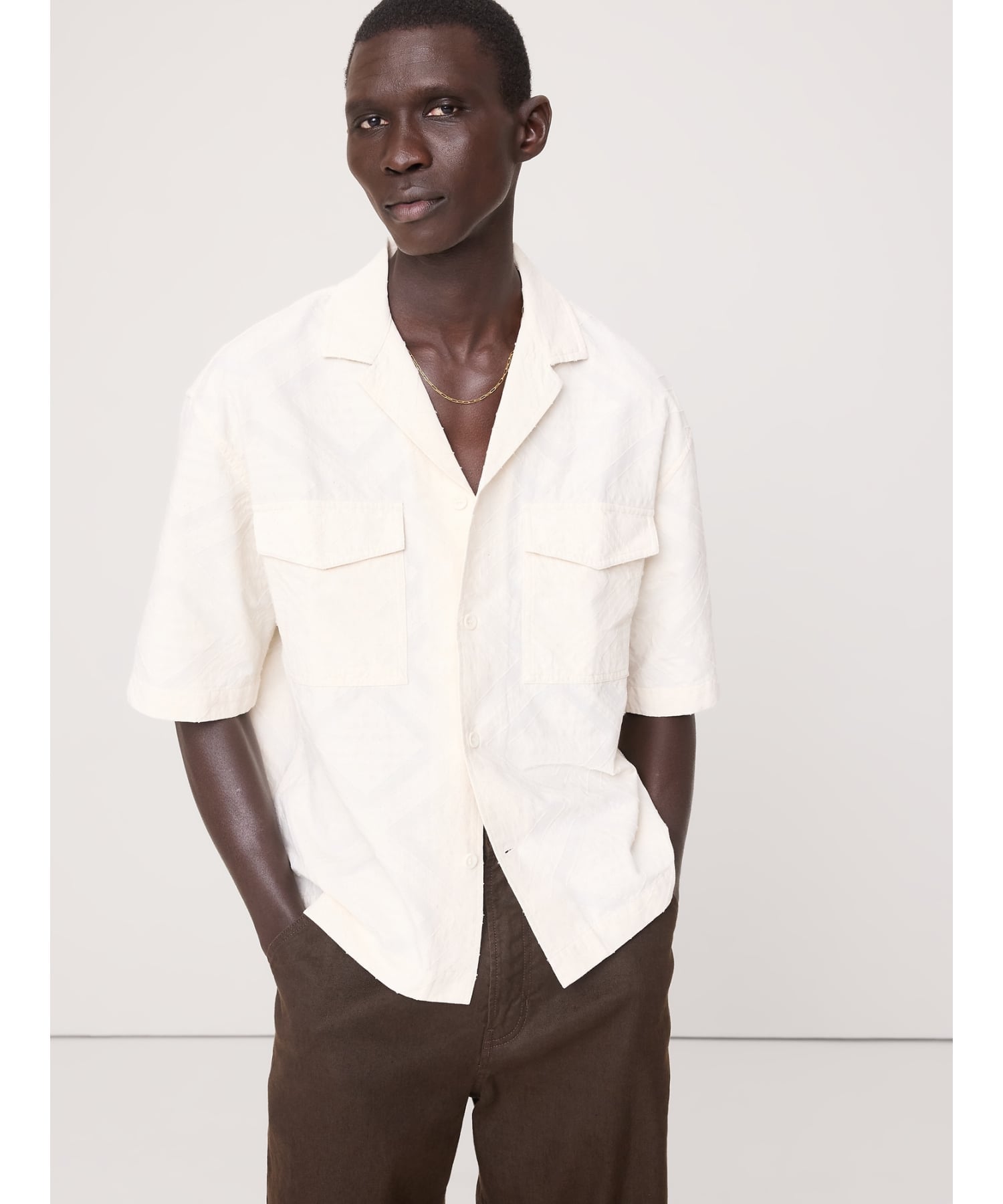 BANANA REPUBLIC (M)リラックスフィット ジャカード リゾートシャツ バナナ・リパブリック トップス シャツ・ブラウス ベージュ カーキグリーン【送料無料】
