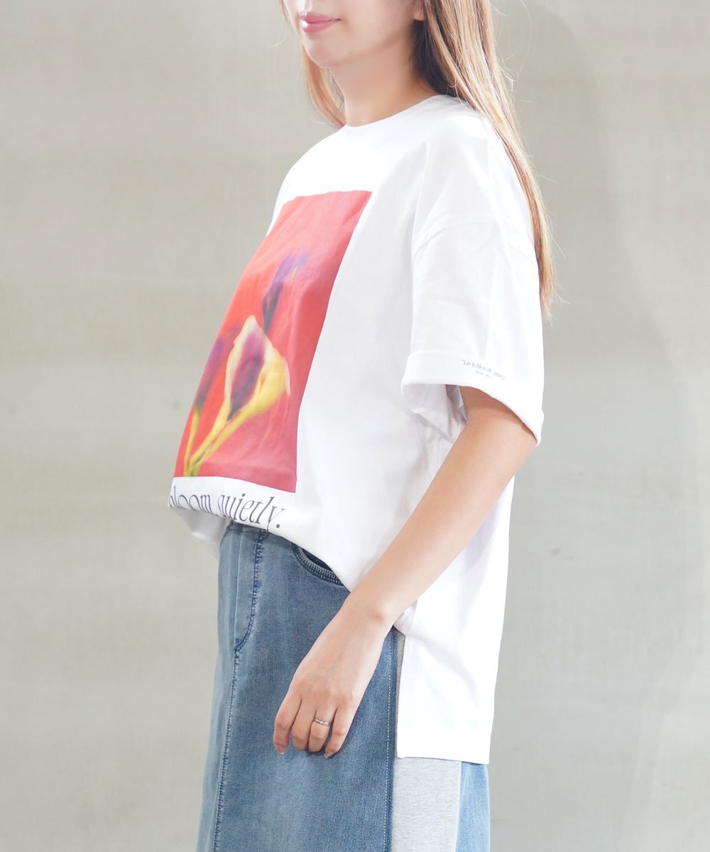 WHYTO. ホワイト 2WAY プリントTシャツ ブルーコムブルー トップス カットソー・Tシャツ ホワイト
