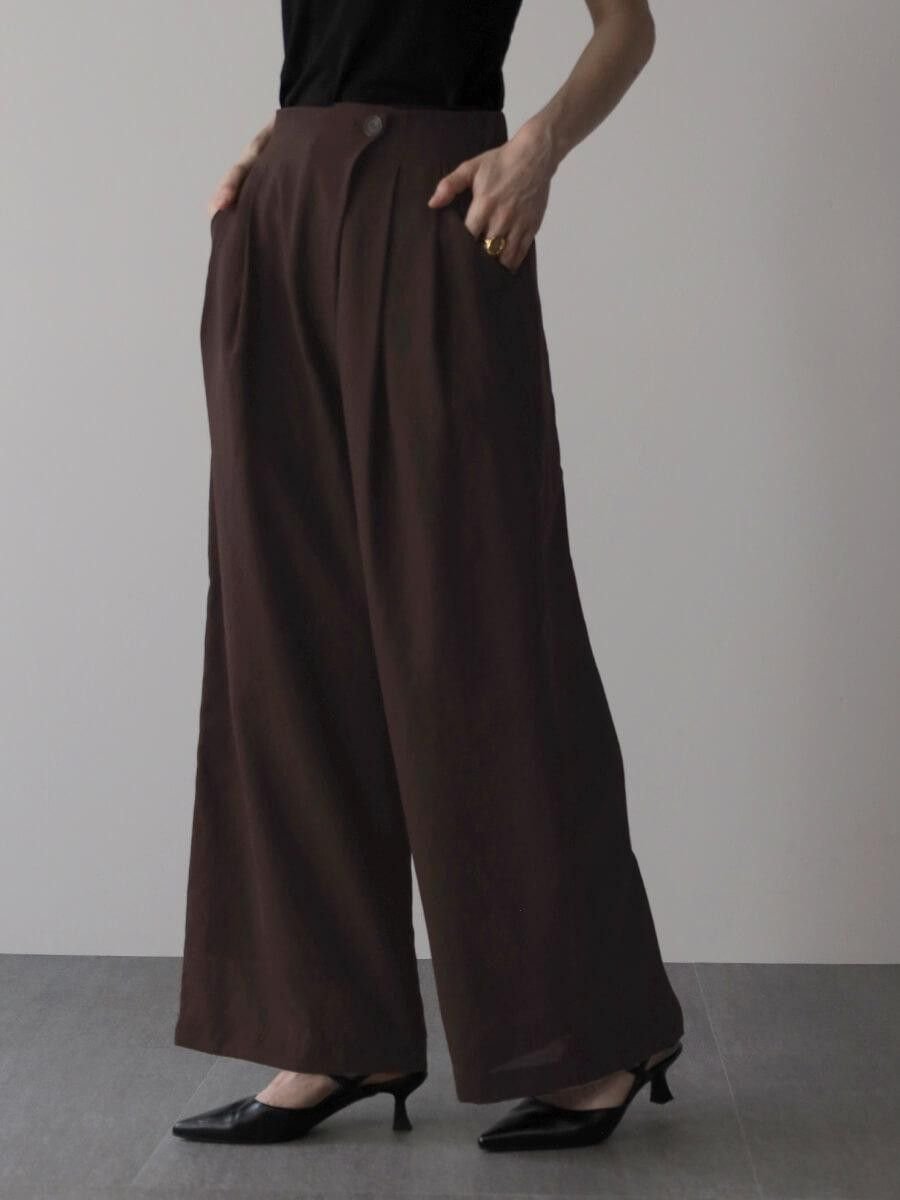 ラップデザインタックワイドパンツ ラシュッド パンツ その他のパンツ ブラック ブラウン