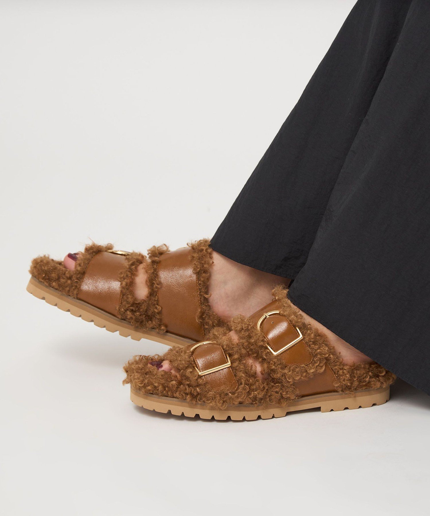 【SALE／30%OFF】UNITED ARROWS green label relaxing ダブルベルト フェイクファー サンダル ユナイテッドアローズ アウトレット シューズ・靴 サンダル ベージュ ブラウン【送料無料】