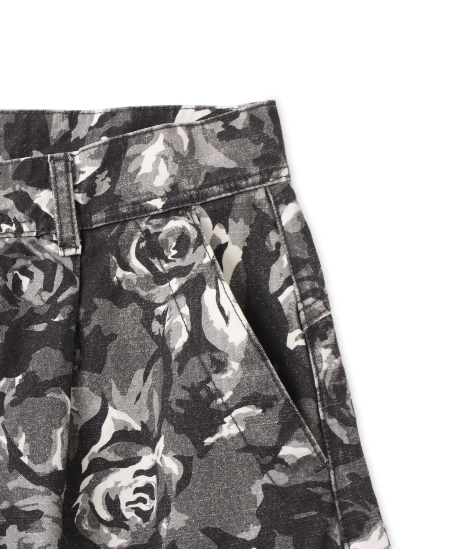 atmos pink atmos pink Rose Camouflage Half Pants BLACK アトモス パンツ その他のパンツ ブラック