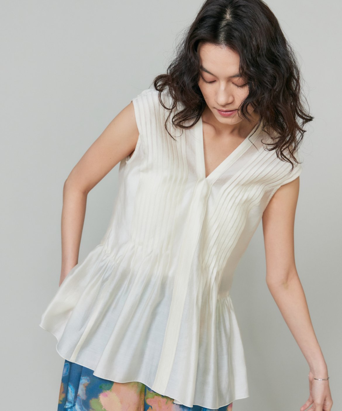la veille by SUPERIOR CLOSET ピンタックブラウス イネド トップス シャツ・ブラウス ホワイト ブルー