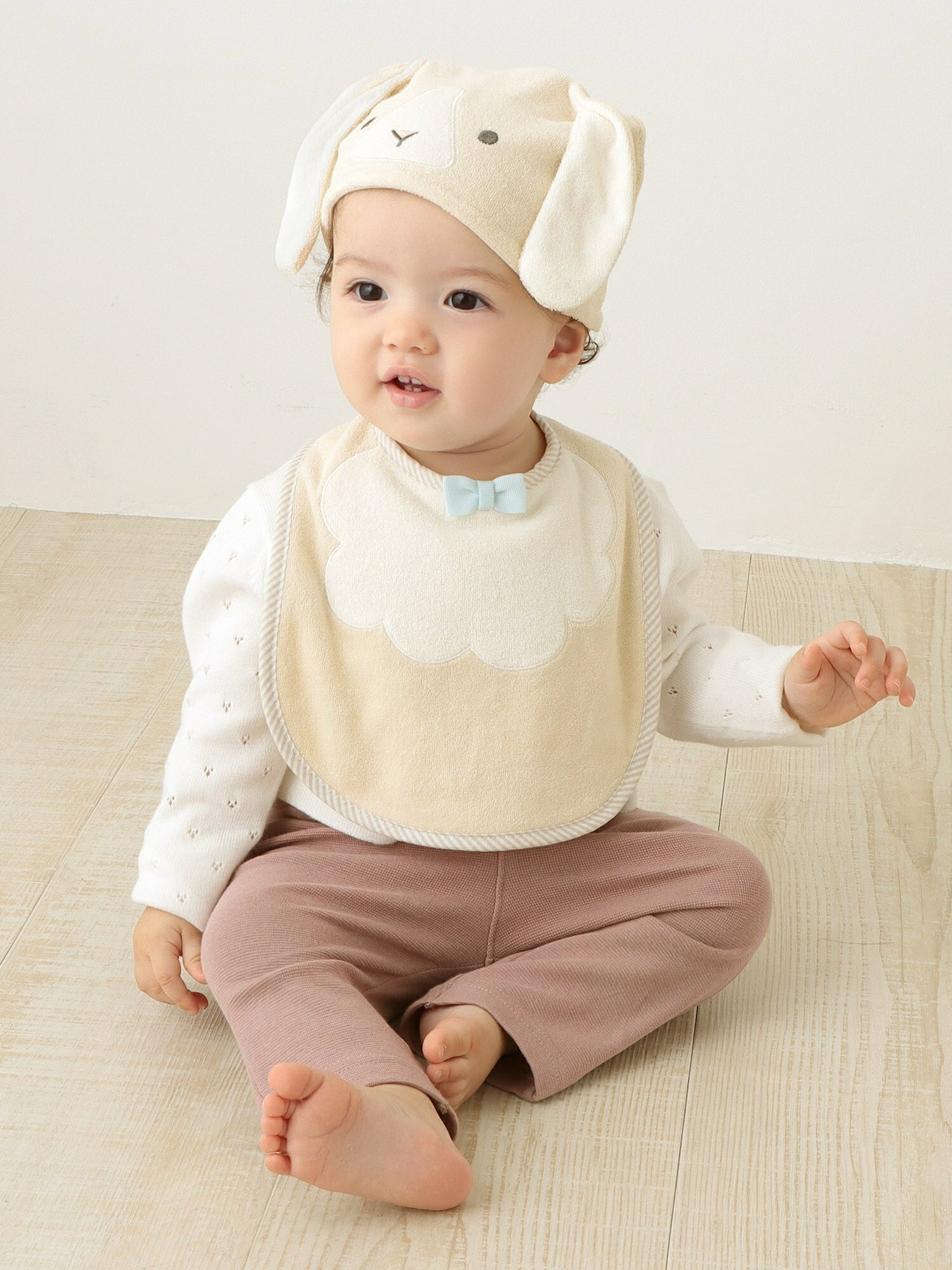 Afternoon Tea LIVING ウサギなりきりスタイ アフタヌーンティー・リビング マタニティウェア・ベビー用品 その他のベビーグッズ ホワイトのサムネイル