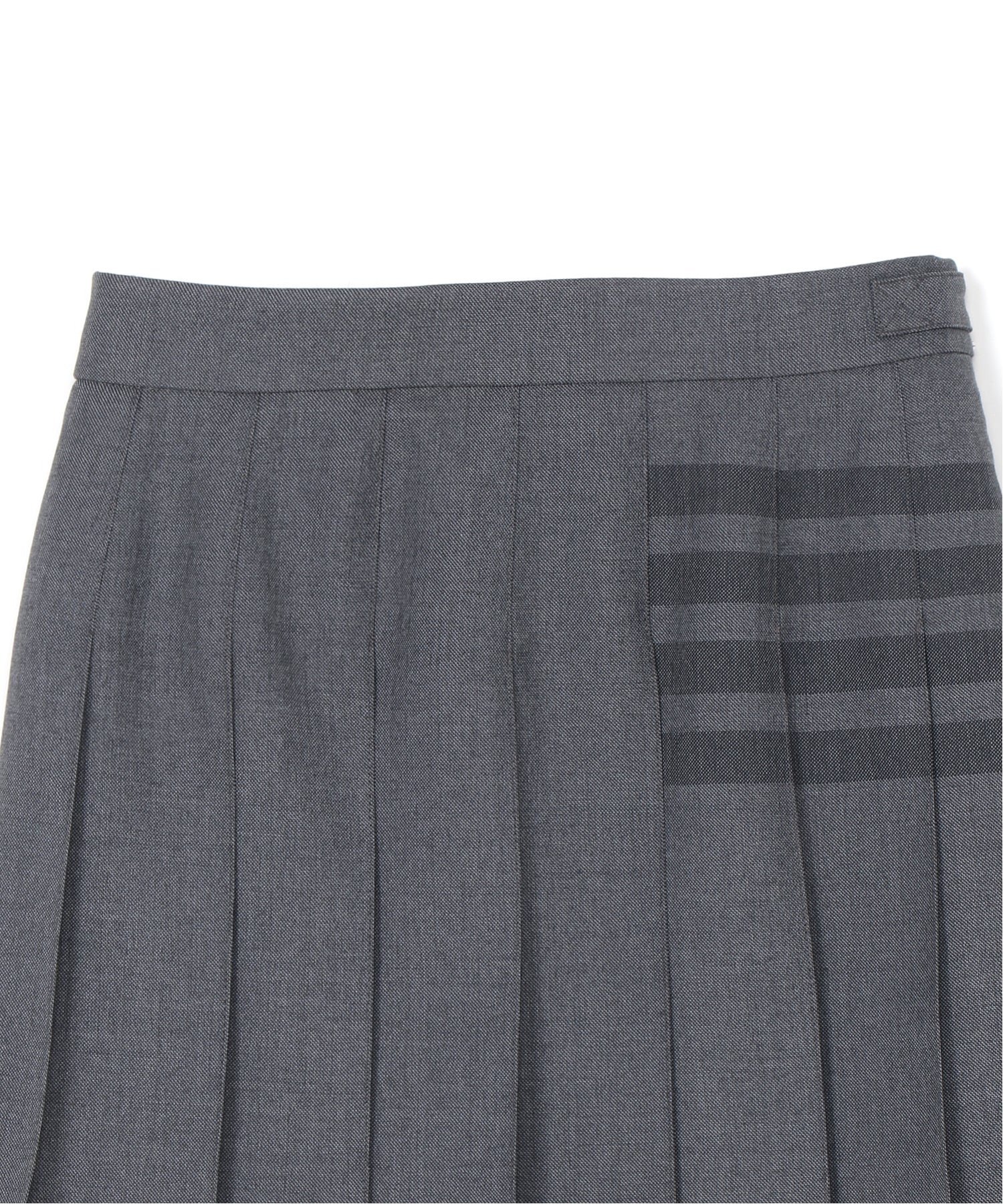THOM BROWNE THIGH LENGTH DROPPED BACK PLEATED SKIRT トムブラウン スカート ミニスカート グレー【送料無料】
