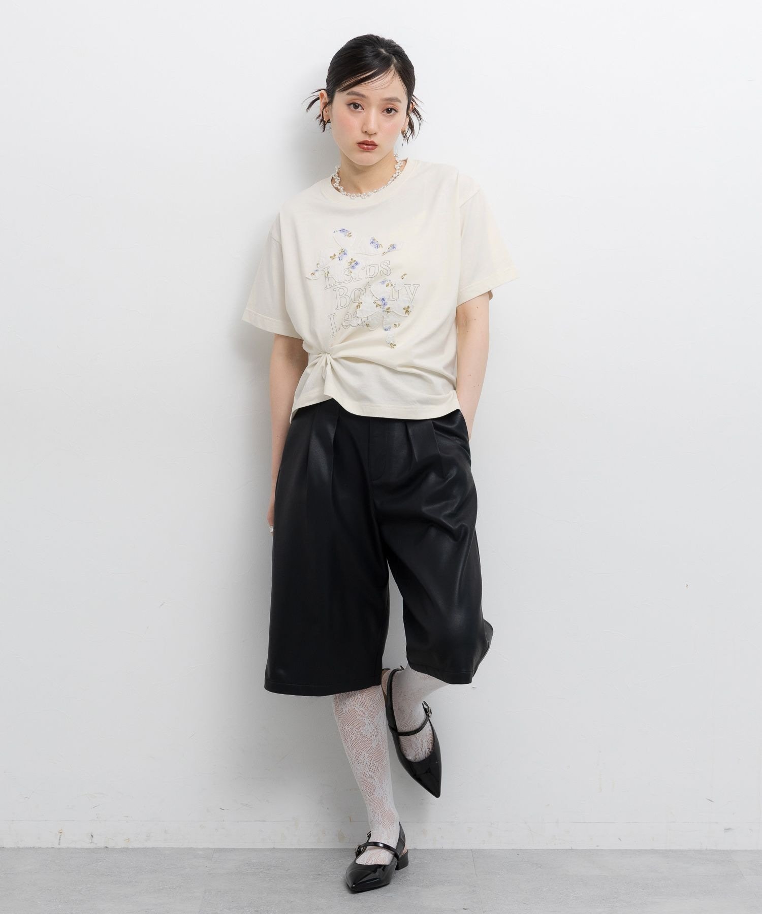 RAGEBLUE ＜先行予約＞【WOMENS】フラワーモチーフTシャツ レイジブルー トップス カットソー・Tシャツ ホワイト ブルー