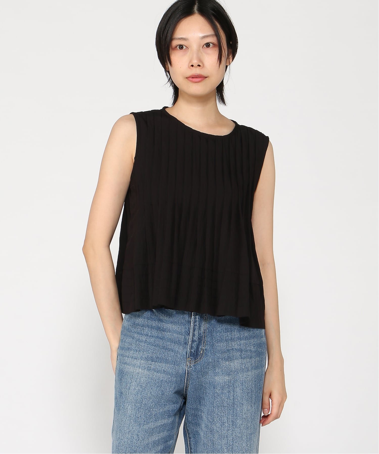 motte motte/motte タックデザイントップス ドレスアンドモア トップス ノースリーブ・タンクトップ ホワイト ブラック