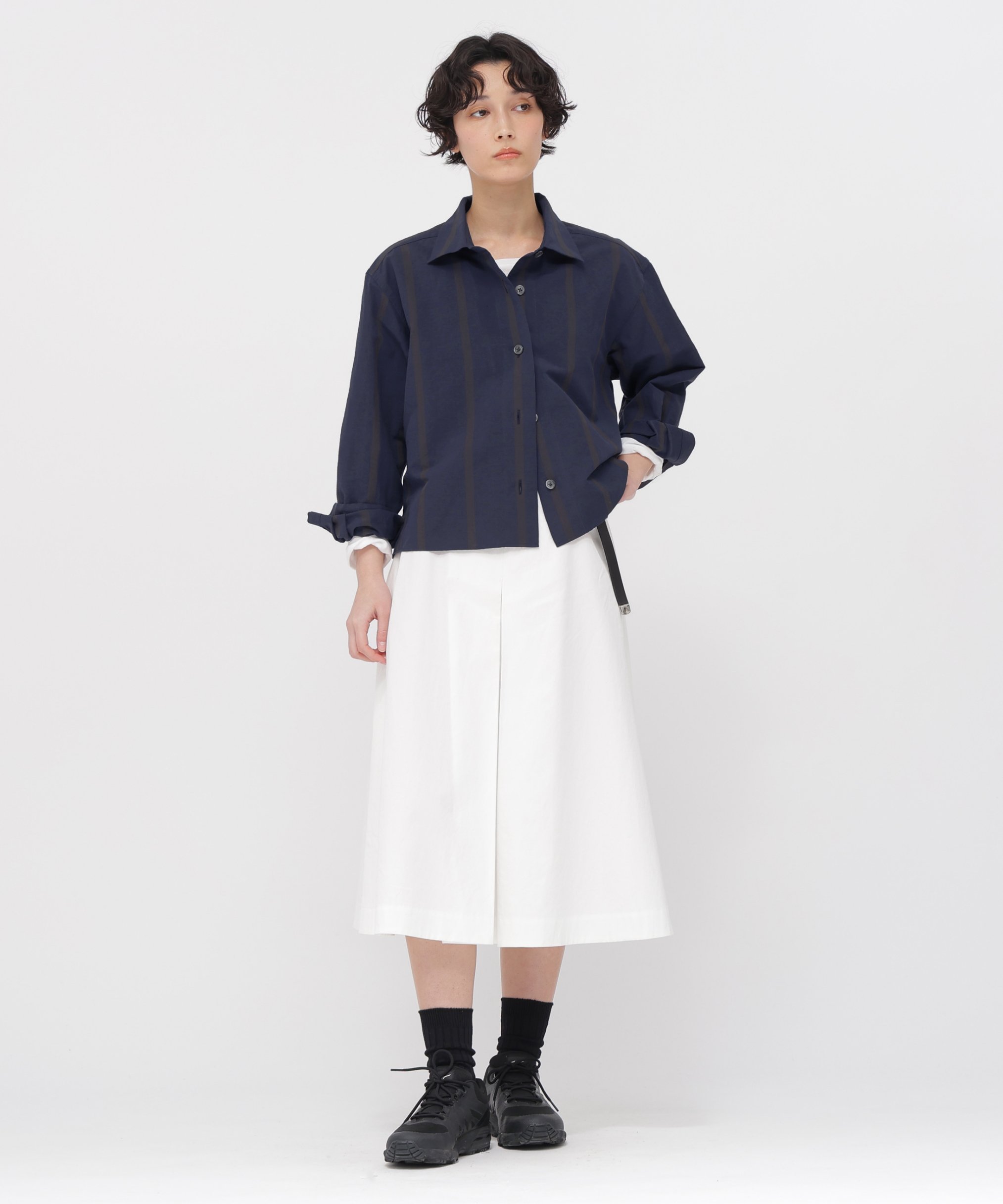 MARGARET HOWELL BOLD STRIPE COTTON LINEN SHIRT マーガレット・ハウエル トップス シャツ・ブラウス ネイビー ホワイト
