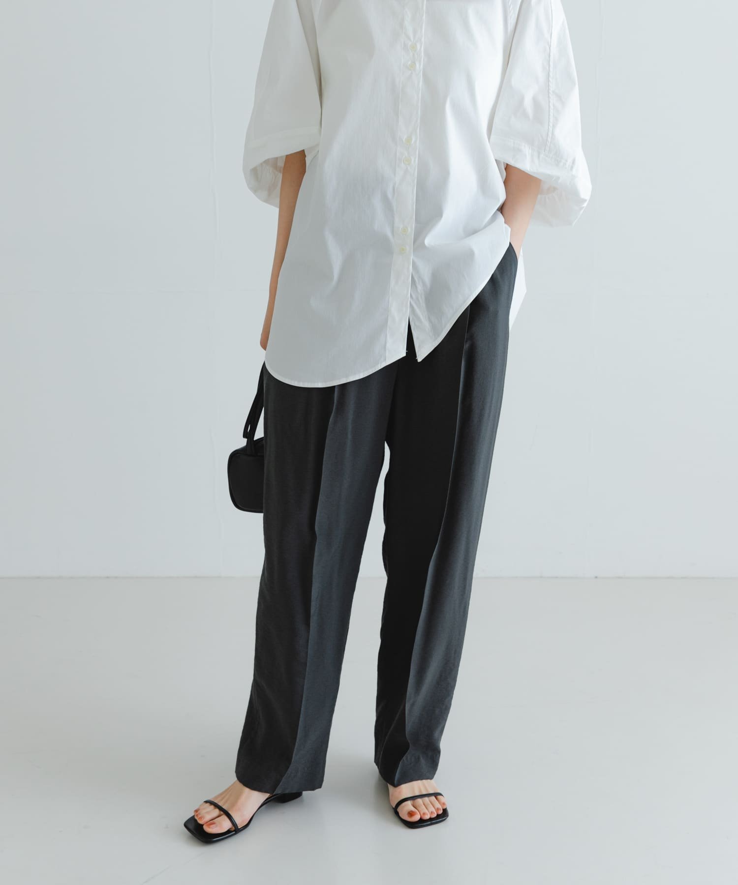 【SALE／50%OFF】URBAN RESEARCH 『3サイズ展開』ポプリンイージーテーパードパンツ アーバンリサーチ ..