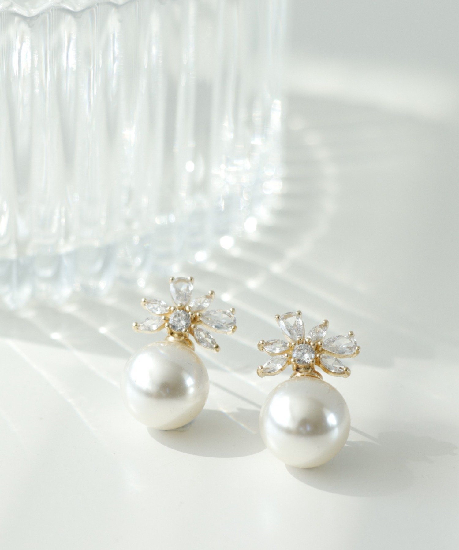 Three Four Time フラワービジュパールピアス スリーフォータイム アクセサリー・腕時計 ピアス ゴールド