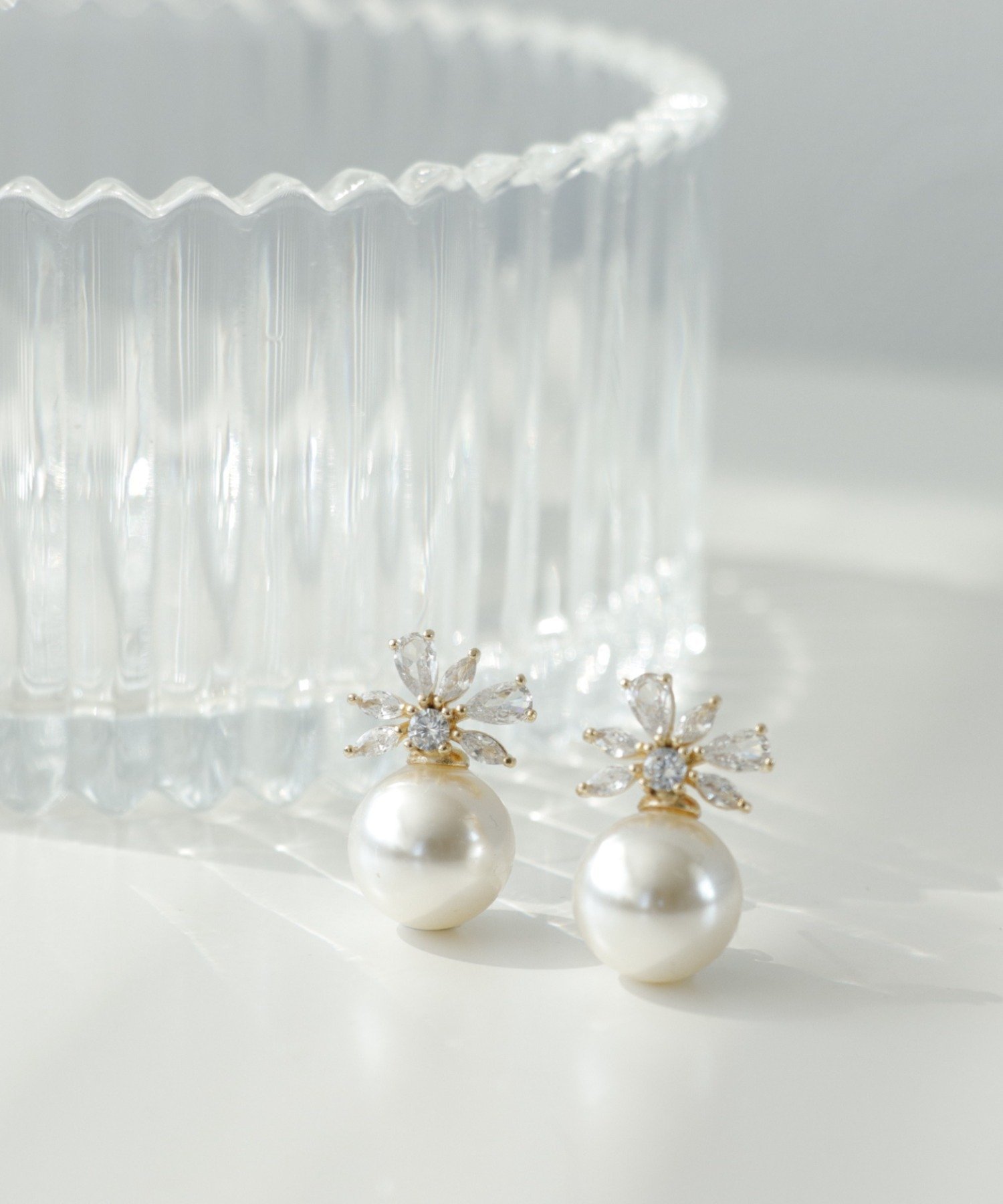 Three Four Time フラワービジュパールピアス スリーフォータイム アクセサリー・腕時計 ピアス ゴールド