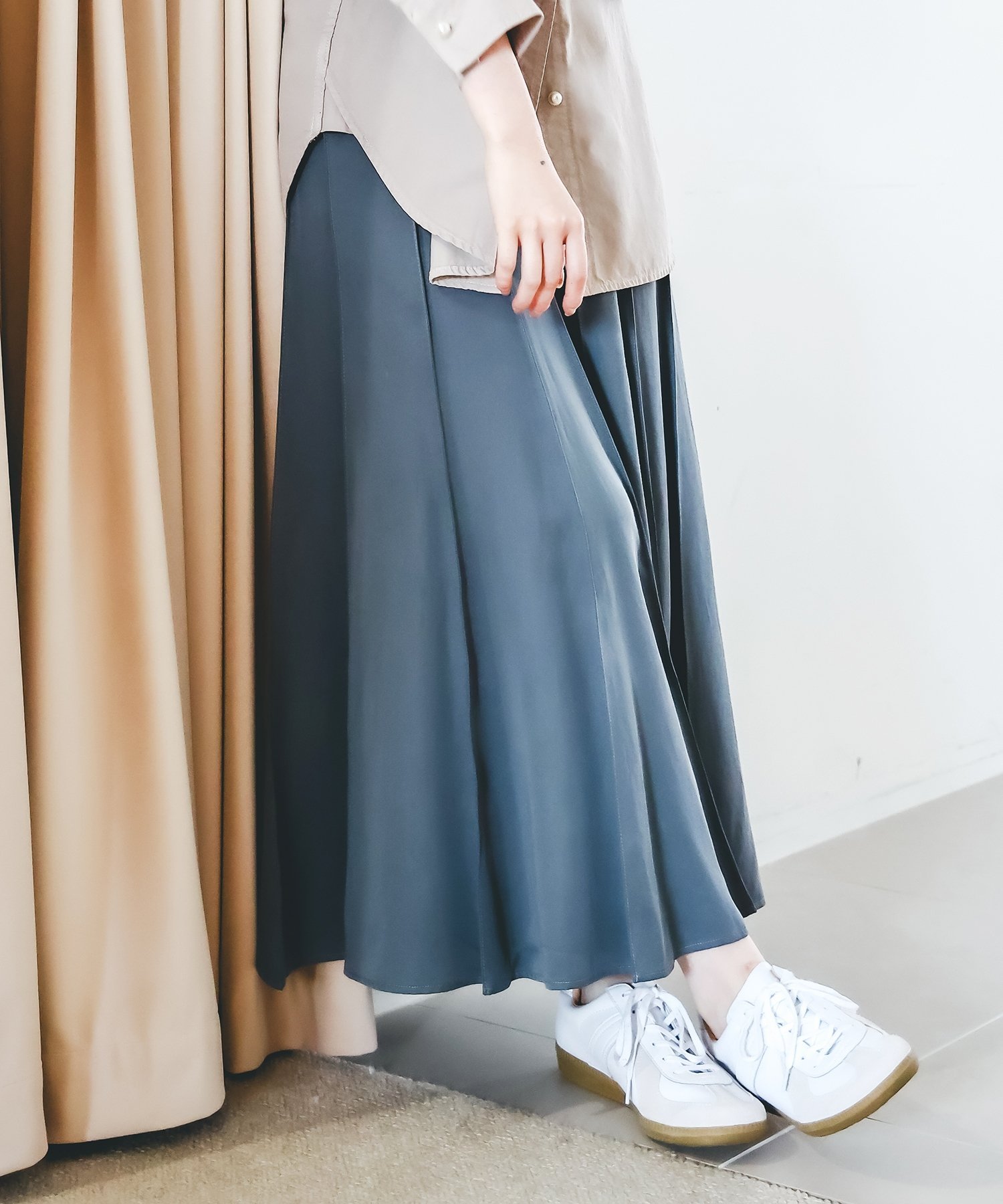 le.coeur blanc 《手洗い可能》フィブリルサテンパネルプリーツスカート ルクールブラン スカート ロング・マキシスカート ベージュ グレー
