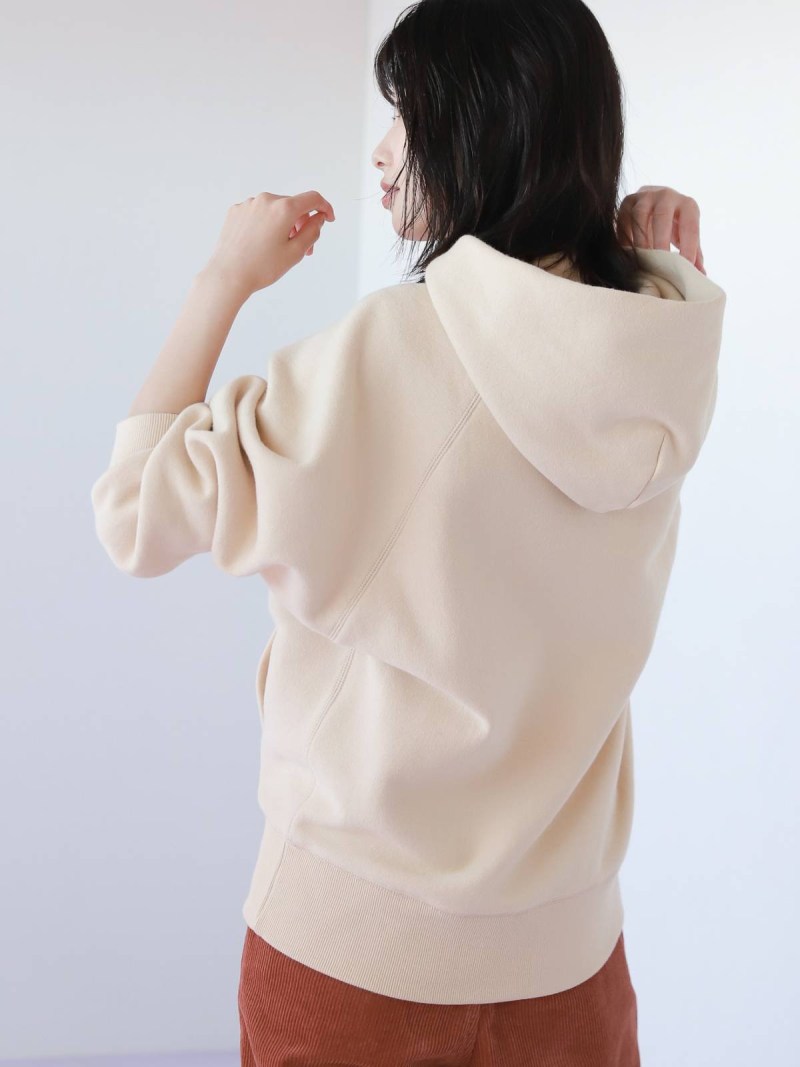 【SALE／31%OFF】LAKOLE (W)ブラッシュラグランフーディ ラコレ トップス パーカー・フーディー ホワイト グリーン レッド ベージュ グレー カーキグリーン オレンジ ブラウンのサムネイル