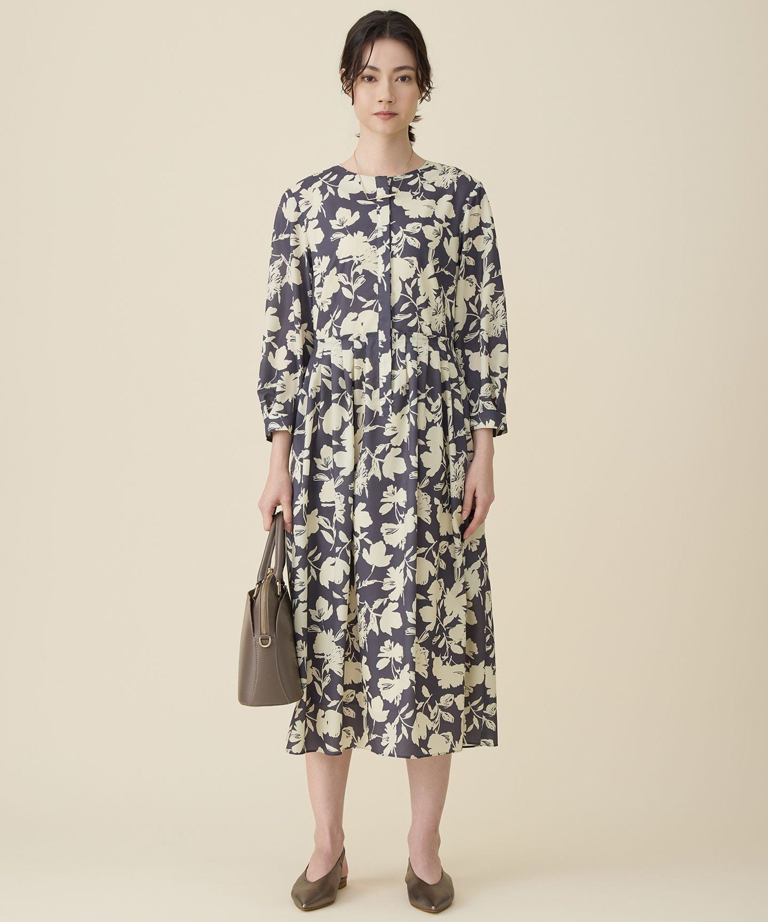 【SALE／40%OFF】自由区 バイカラーフラワープリント ワンピース ジユウク ワンピース・ドレス ワンピース イエロー ブルー【送料無料】 stylife-15490012 Rakuten Fashion サンプル画像3