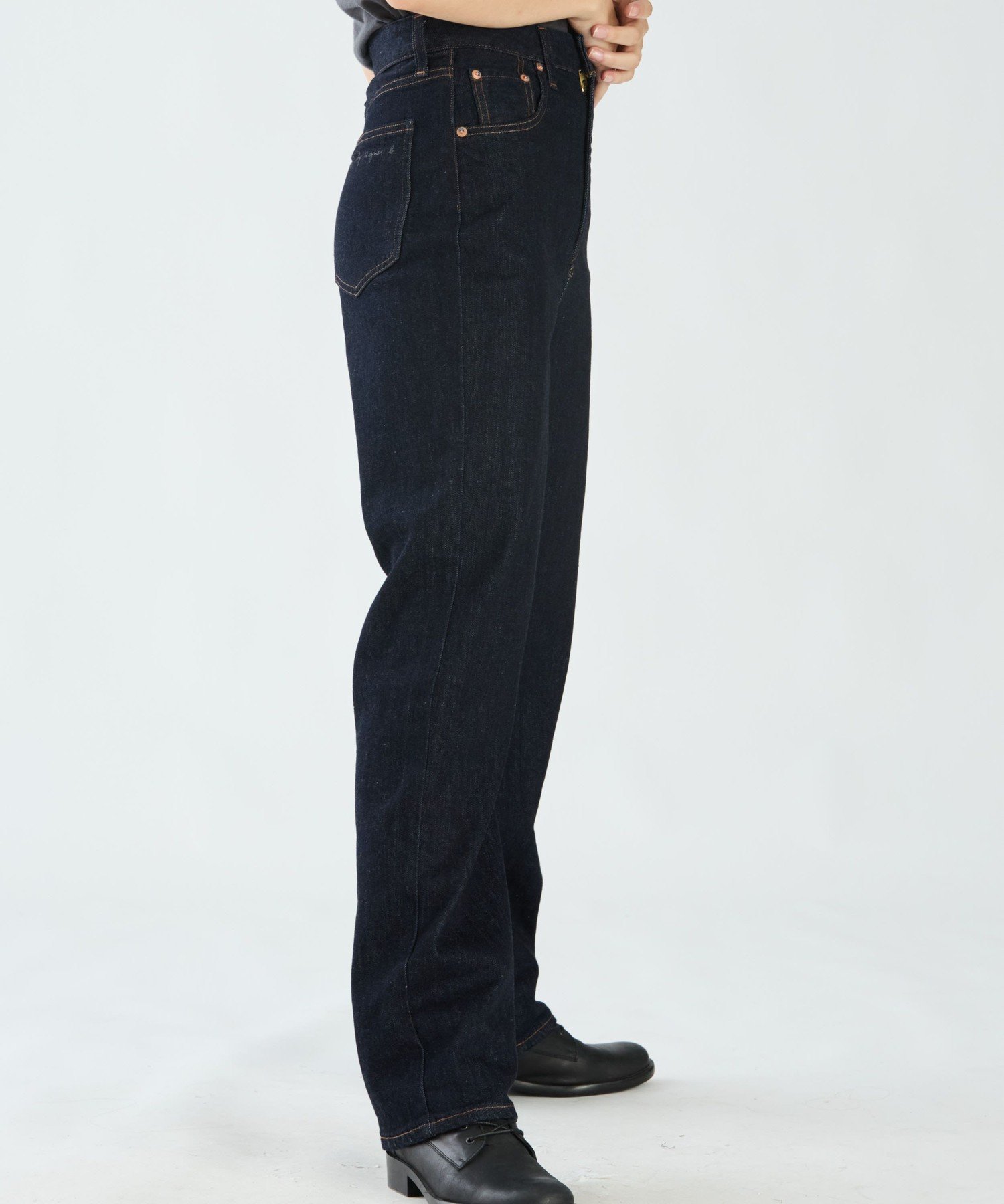 . To b. by agnes b. x RED CARD TOKYO ONE DAY WITH TO B. ストレートジーンズ アニエスベー パンツ ジーンズ・デニムパンツ ネイビー
