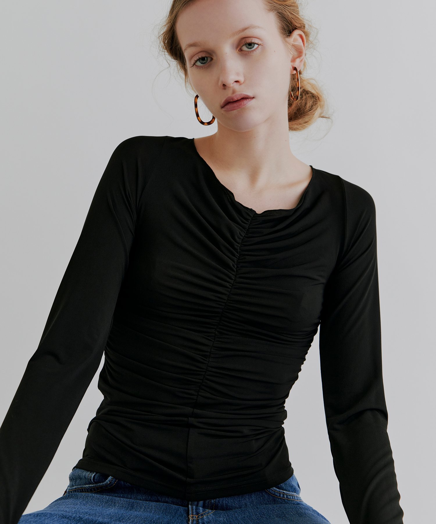 kiehtova kiehtova/MOIST GATHER LONG TEE/モイスト ギャザー ロング ティー KTWR31 セットアップセブン トップス カットソー・Tシャツ ホワイト ブラック