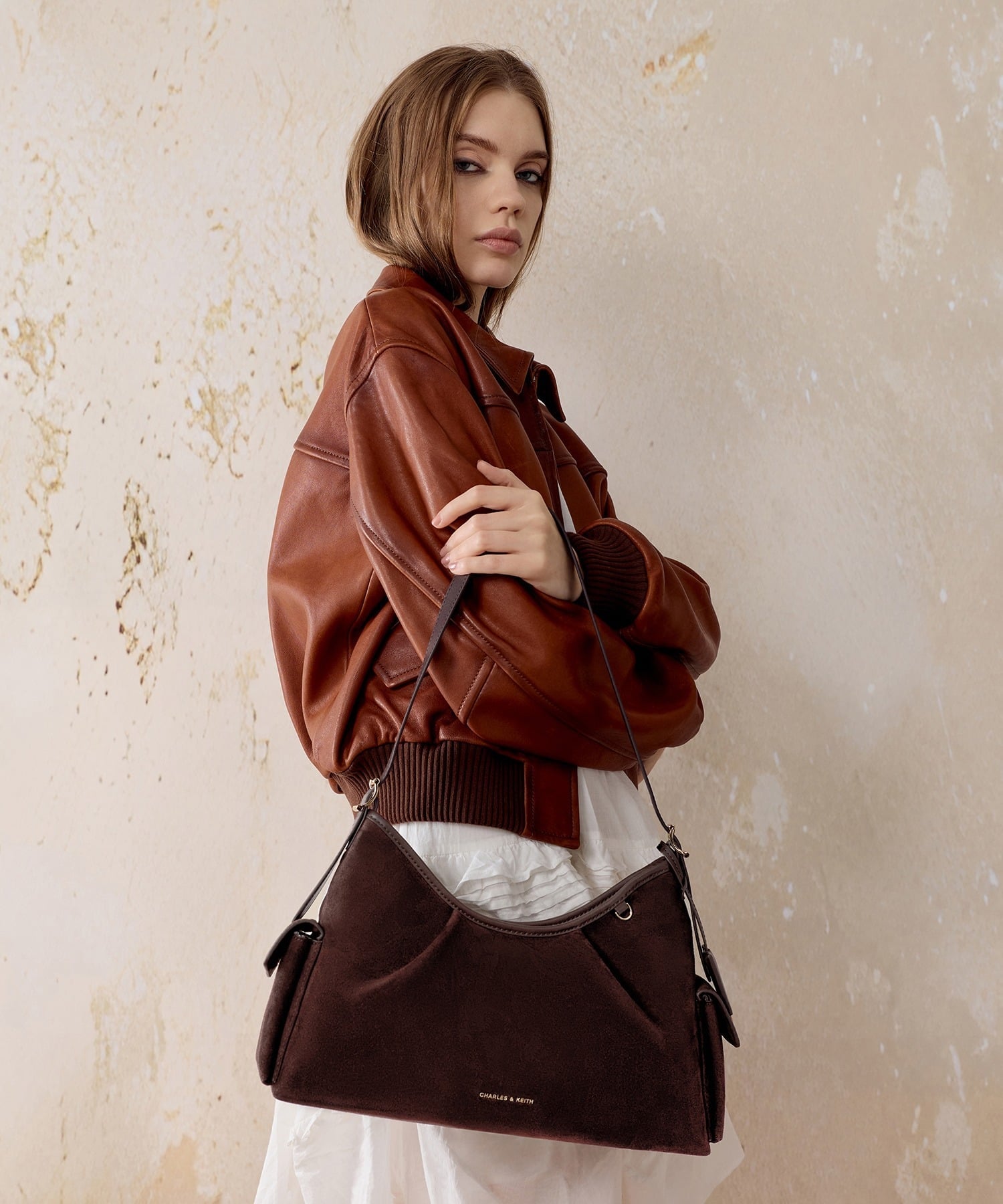 CHARLES & KEITH Khai カイ リサイクルスエードショルダーバッグ チャールズアンドキース バッグ ショルダーバッグ【送料無料】のサムネイル