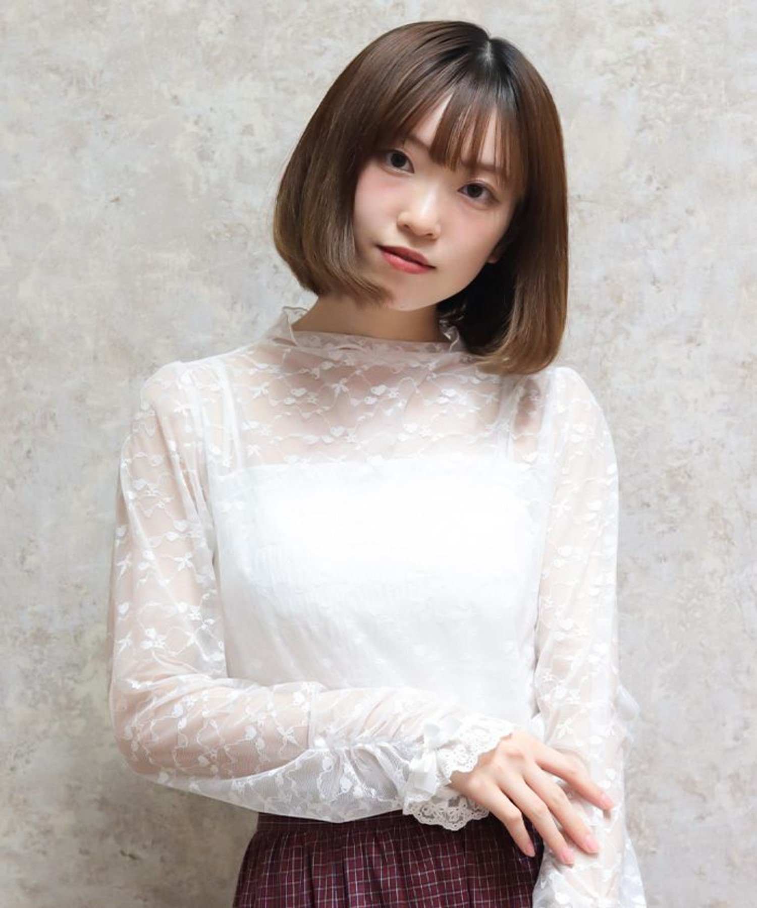 axes femme POETIQUE カップ付きシャーリングキャミ アクシーズファム トップス キャミソール ホワイト