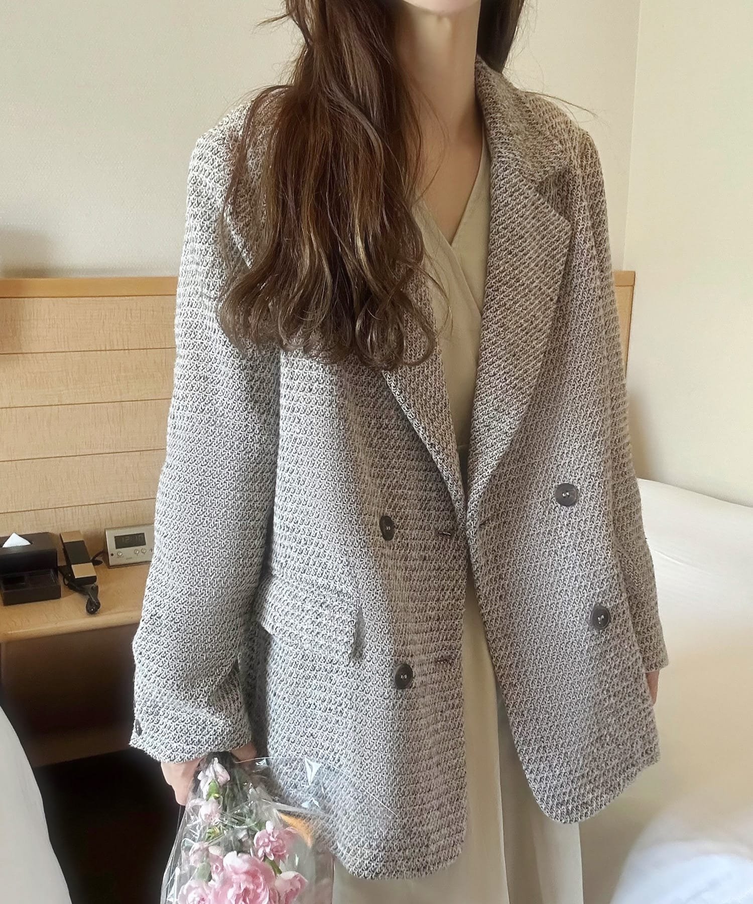 【SALE／43%OFF】JUNOAH オーバーサイズミックス調ジャケット ジュノア ジャケット・アウター ノーカラージャケット ベージュ ブラック ブラウン【送料無料】のサムネイル