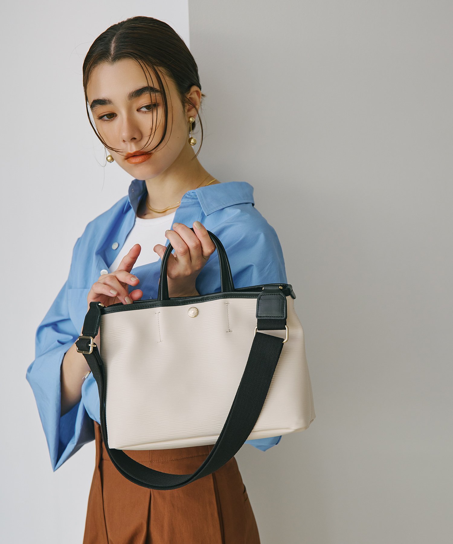 【SALE／50%OFF】Breath TOPKAPI RIPPLE リプル ショルダー付き シンプル ミニ トートバッグ トプカピ バッグ ショルダーバッグ ブラック ホワイト グレー【送料無料】のサムネイル