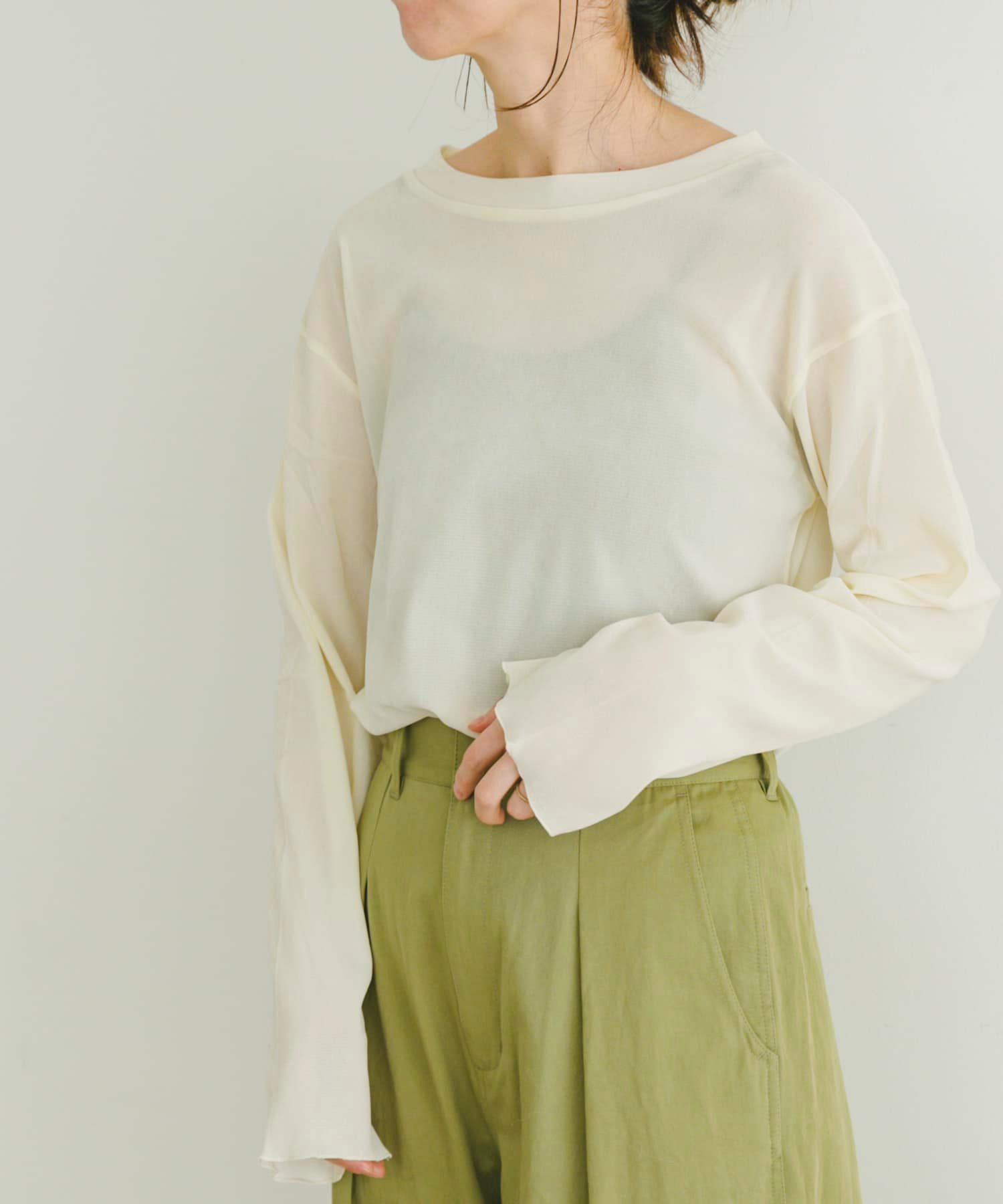 【SALE／76%OFF】URBAN RESEARCH ITEMS シアーベロアロングTシャツ アーバンリサーチアイテムズ トップス カットソー・Tシャツ ホワイトのサムネイル