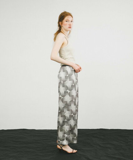 LAATO drape easy pants ラート パンツ その他のパンツ【送料無料】 LAATO drape easy pants ラート パンツ その他のパンツ【送料無料】