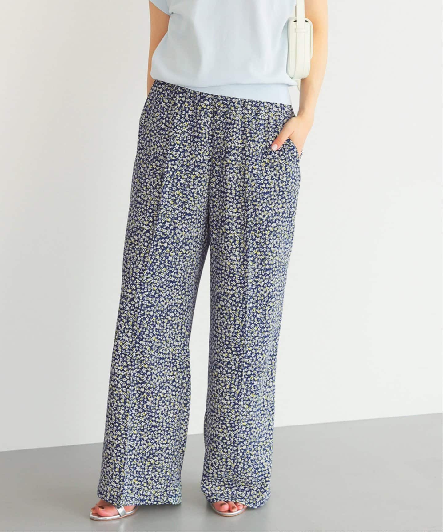 SLOBE IENA マルチフラワーパンツ スローブ イエナ パンツ その他のパンツ ブラック ネイビー【送料無料】のサムネイル