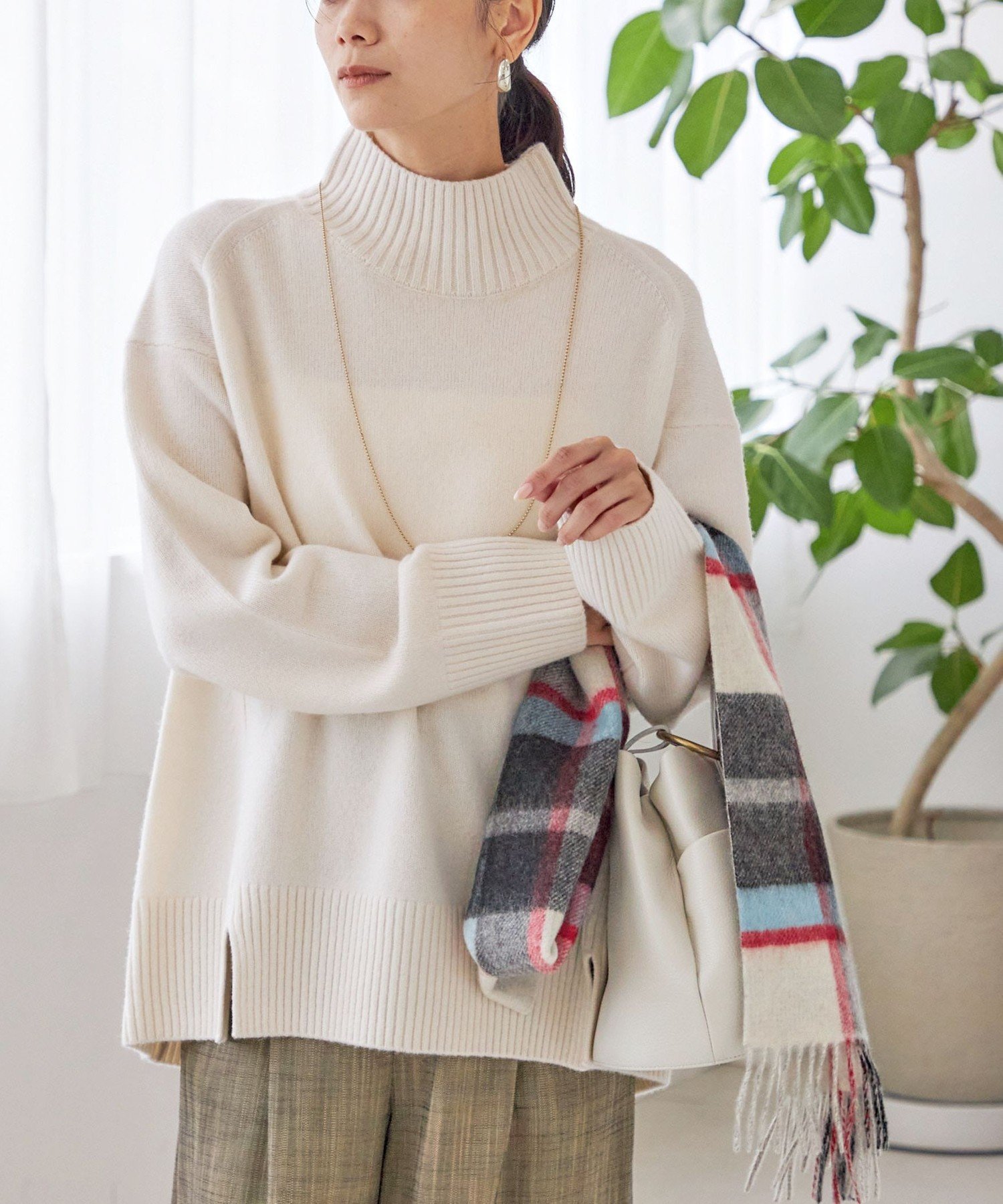 SHIPS WOMEN 《予約》＜手洗い可能＞ウール カシミヤ ハイネック プルオーバー シップス トップス ニット ホワイト ネイビー レッド【送料無料】のサムネイル