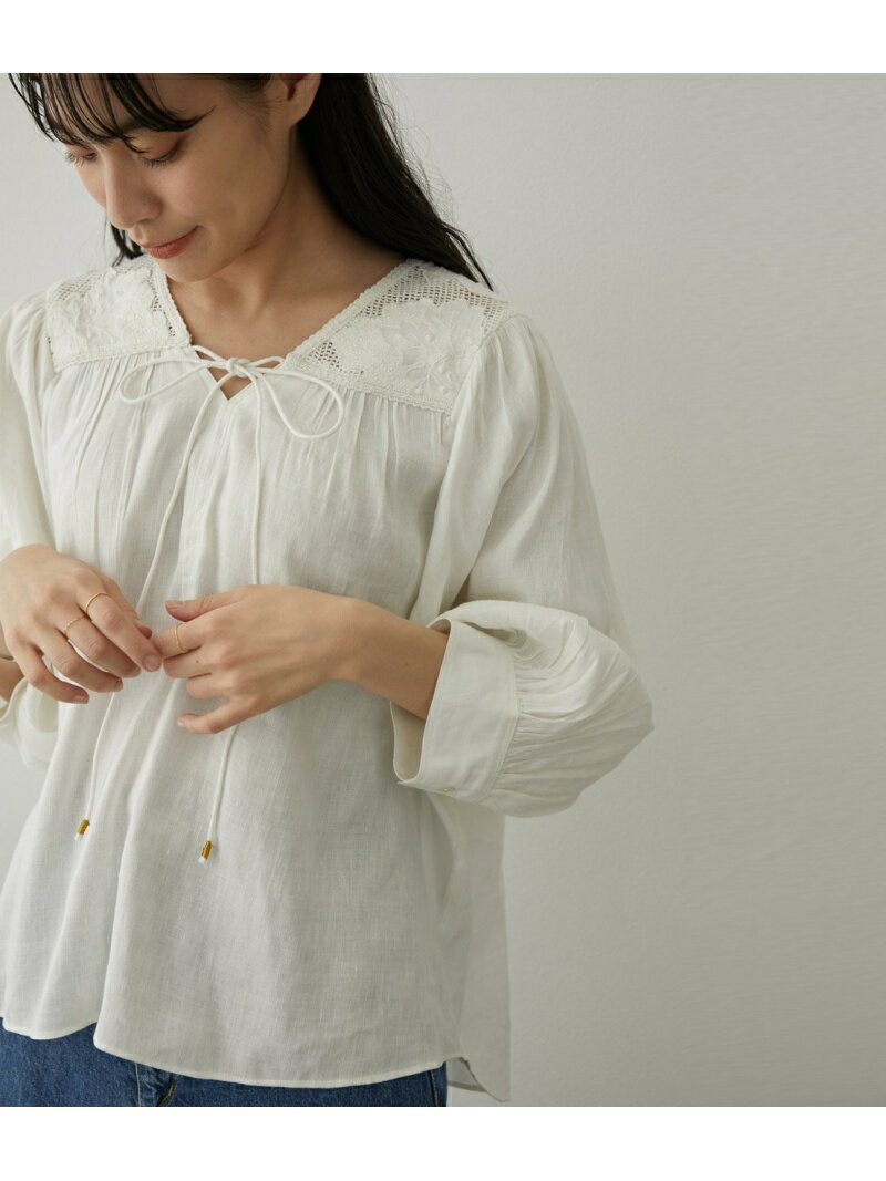 【SALE／60%OFF】SALON adam et rope' スカラップレースギャザースリーブブラウス サロン アダム エ ロペ トップス シャツ・ブラウス ブラック パープル ホワイト【送料無料】