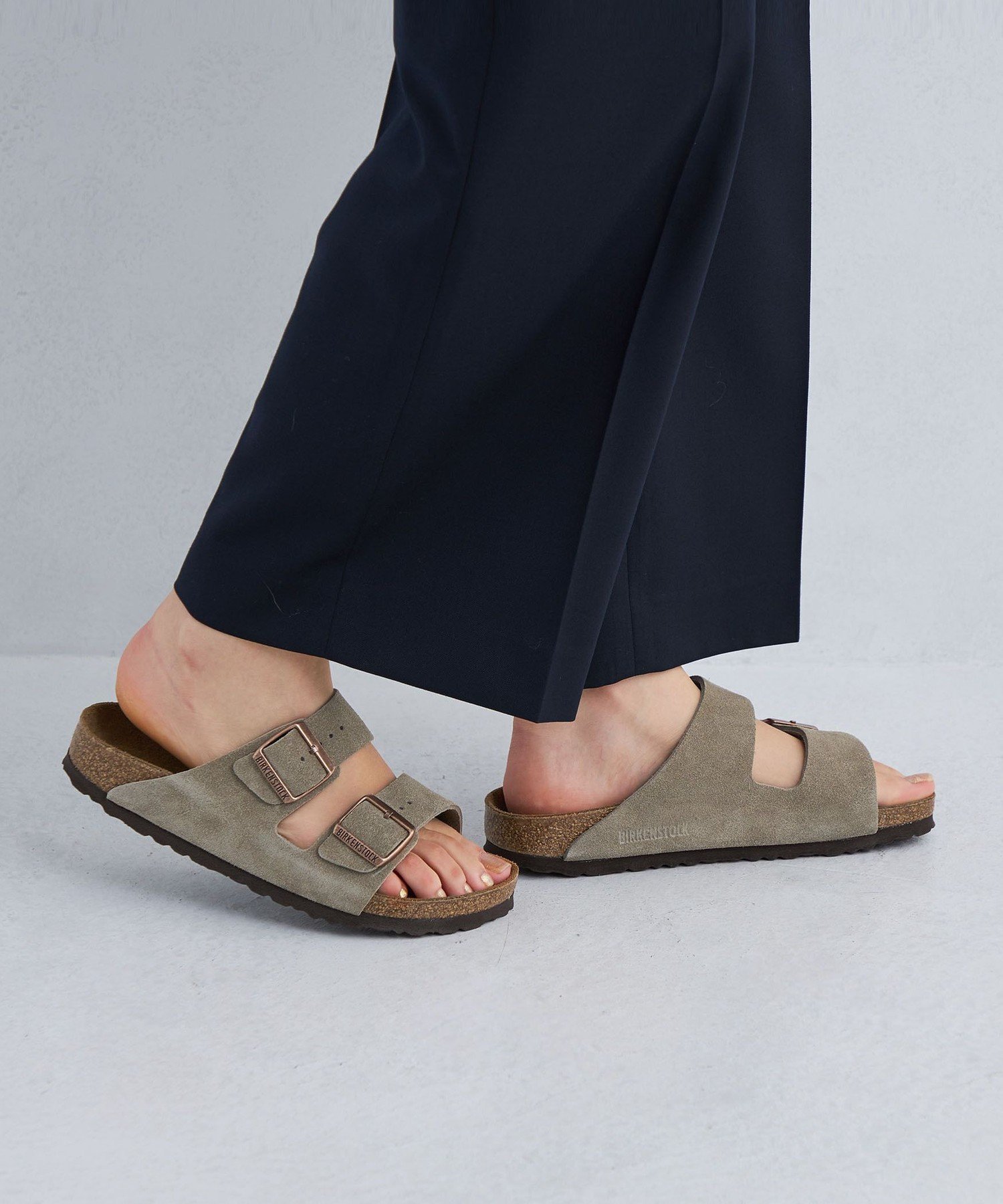 UNITED ARROWS green label relaxing ＜BIRKENSTOCK＞アリゾナ サンダル / ARISONA ユナイテッドアローズ グリーンレーベルリラクシング シューズ・靴 サンダル ホワイト【送料無料】