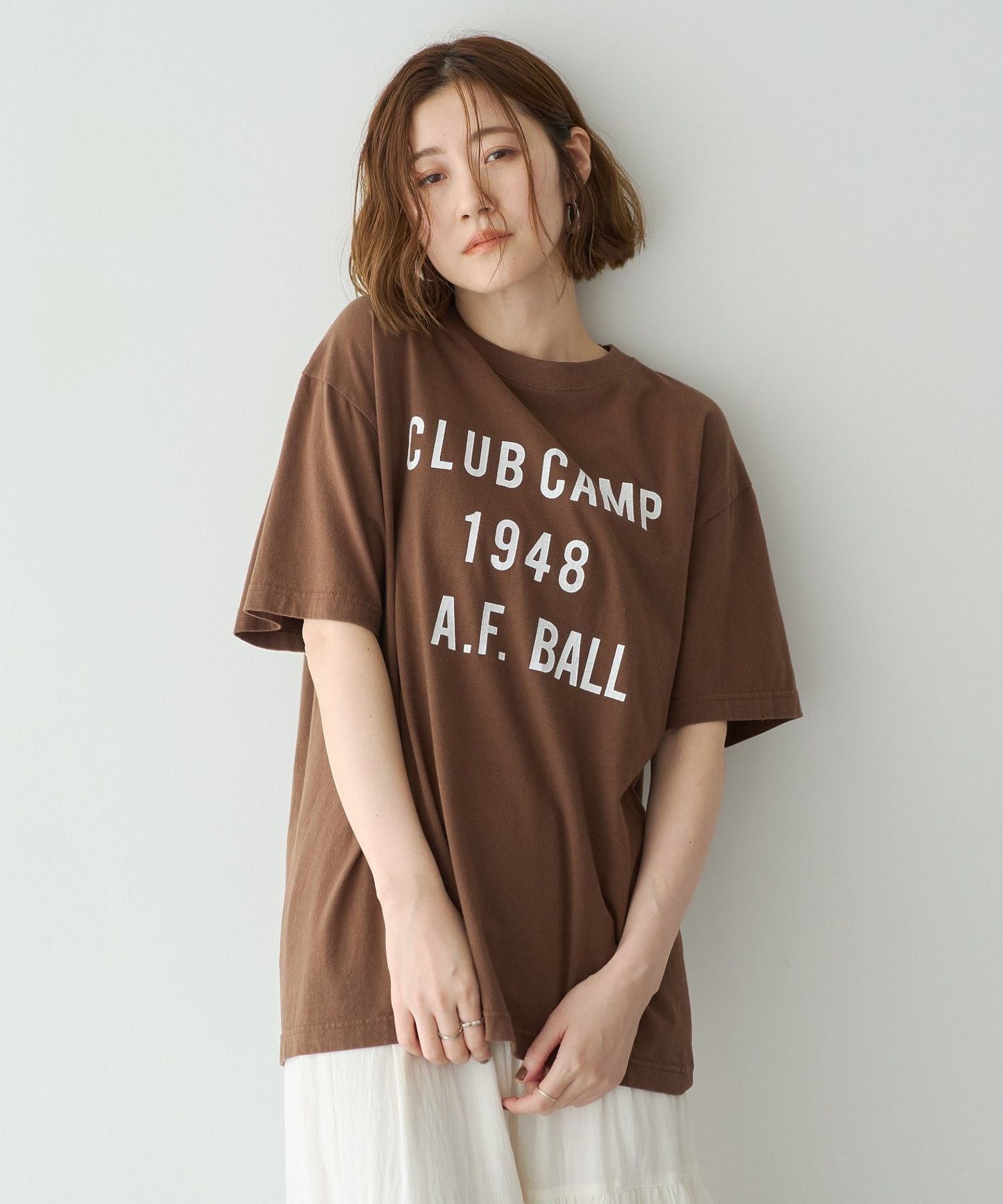 YECCA VECCA グラフィックTee1 イェッカヴェッカ トップス カットソー・Tシャツ ブラウン