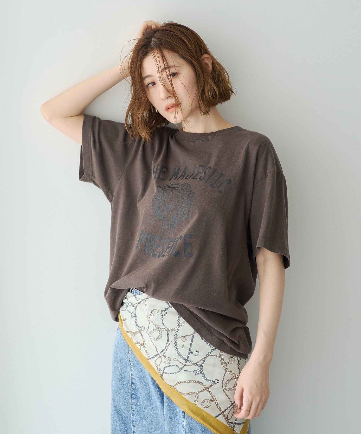 YECCA VECCA グラフィックTee2 イェッカヴェッカ トップス カットソー・Tシャツ グレー