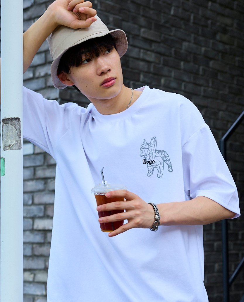YEVS DOG TEE【ユニセックス】 イーブス トップス カットソー・Tシャツ ブラック ホワイト
