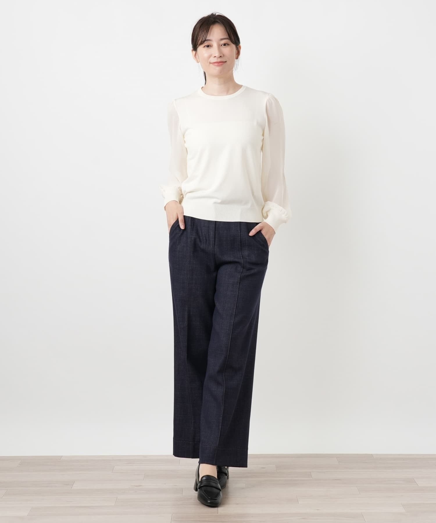 Leilian センターシームデニムパンツ レリアン パンツ その他のパンツ ネイビー