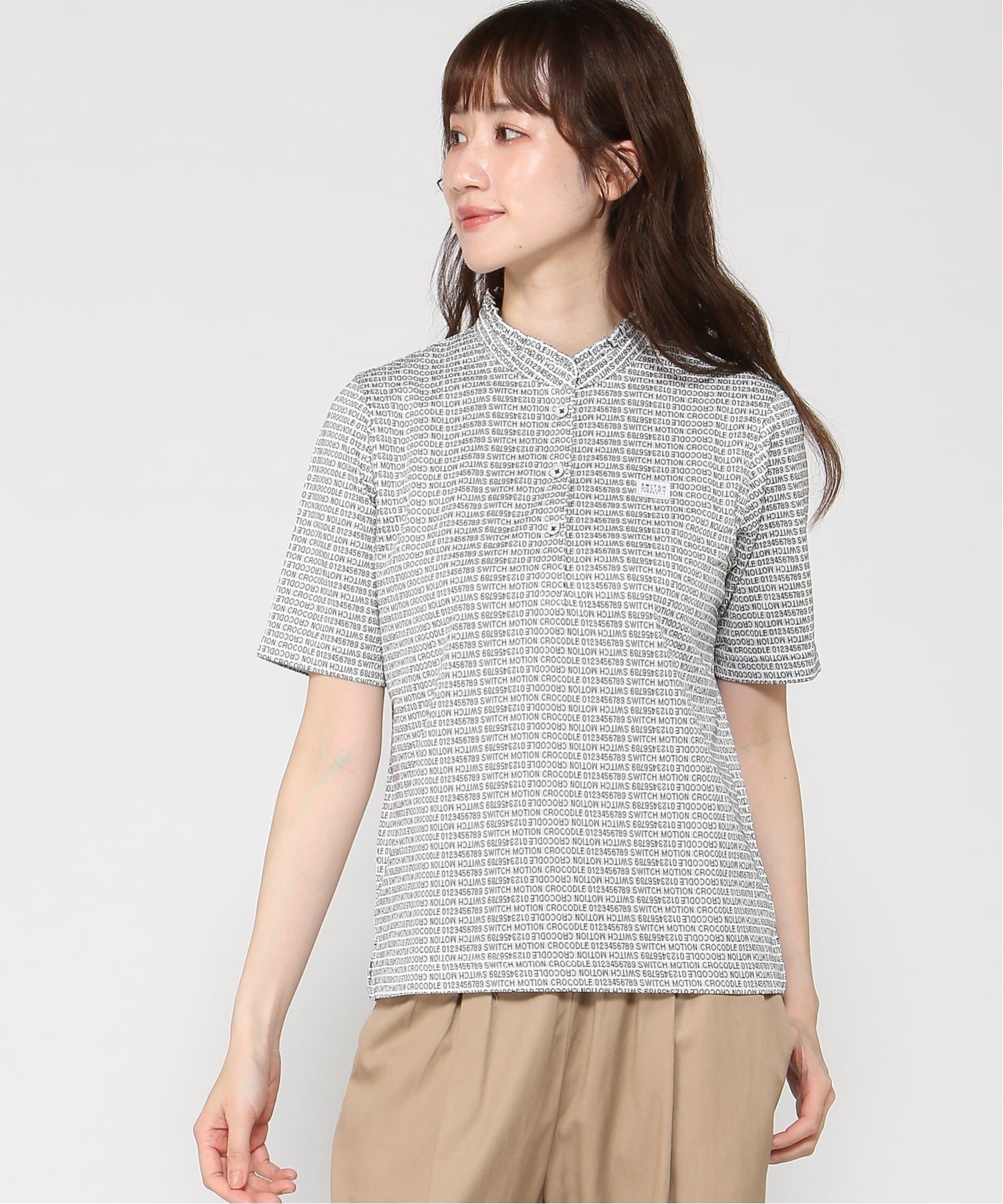 (W)ジャカード デジタルロゴ カットソー クロコダイル トップス カットソー・Tシャツ グリーン