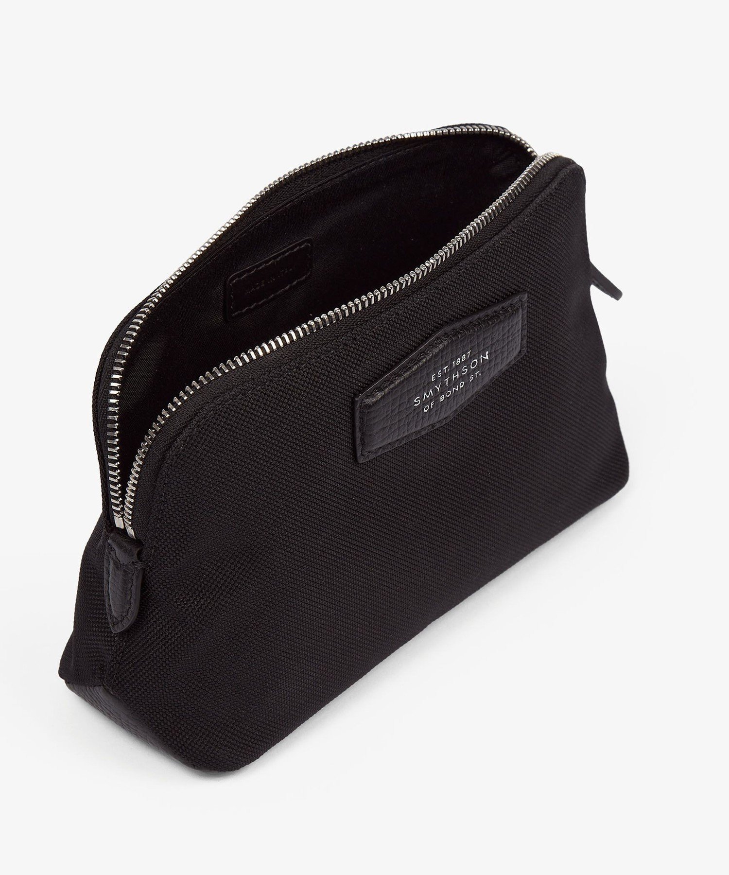SMYTHSON Small Travel Pouch in Norton Canvas スマイソン メイク道具・美容器具 その他のメイク道具・美容器具【送料無料】 stylife-15766117 Rakuten Fashion サンプル画像2